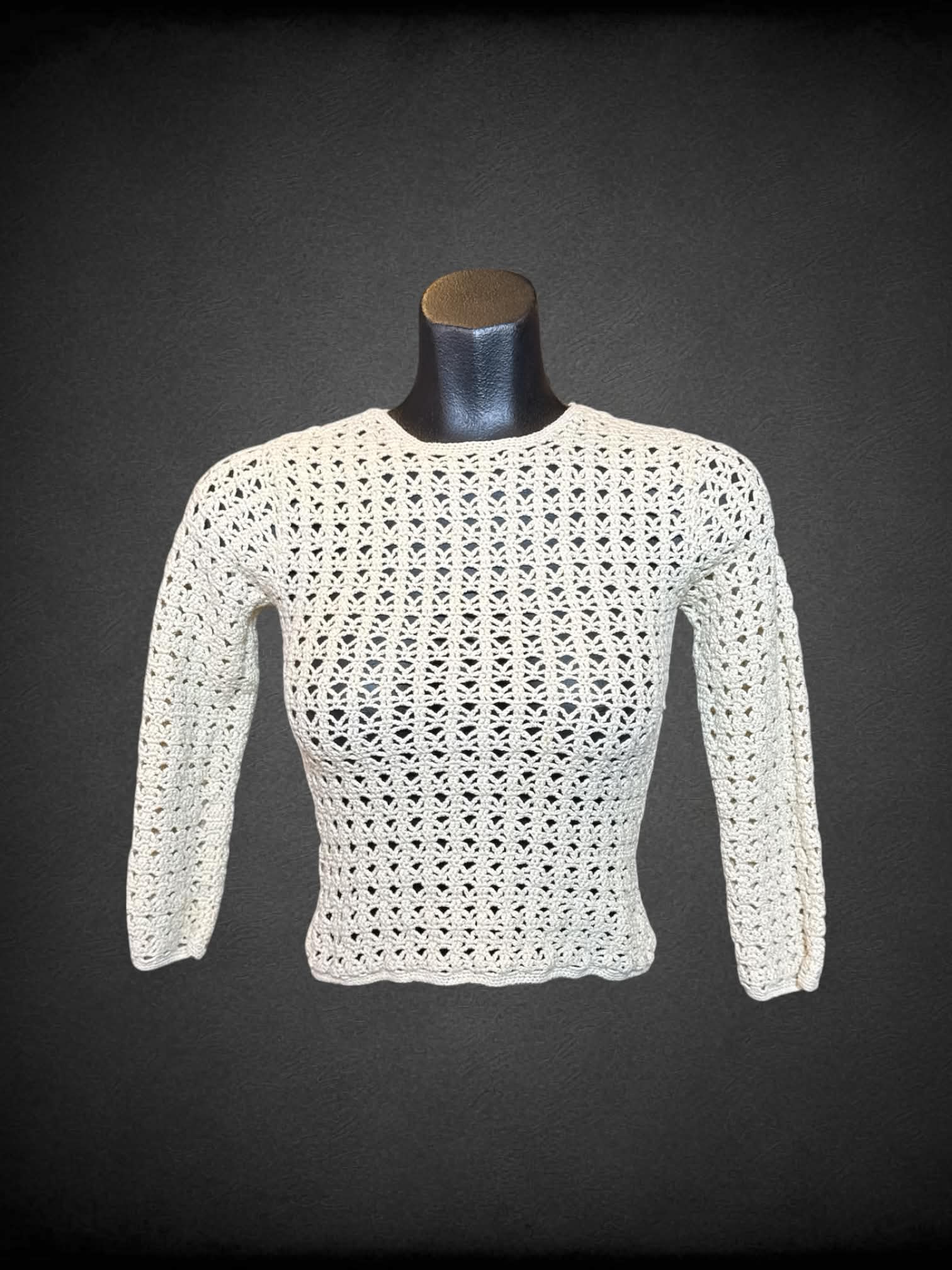 XS Calvin Klein off white crochet long sleeve top