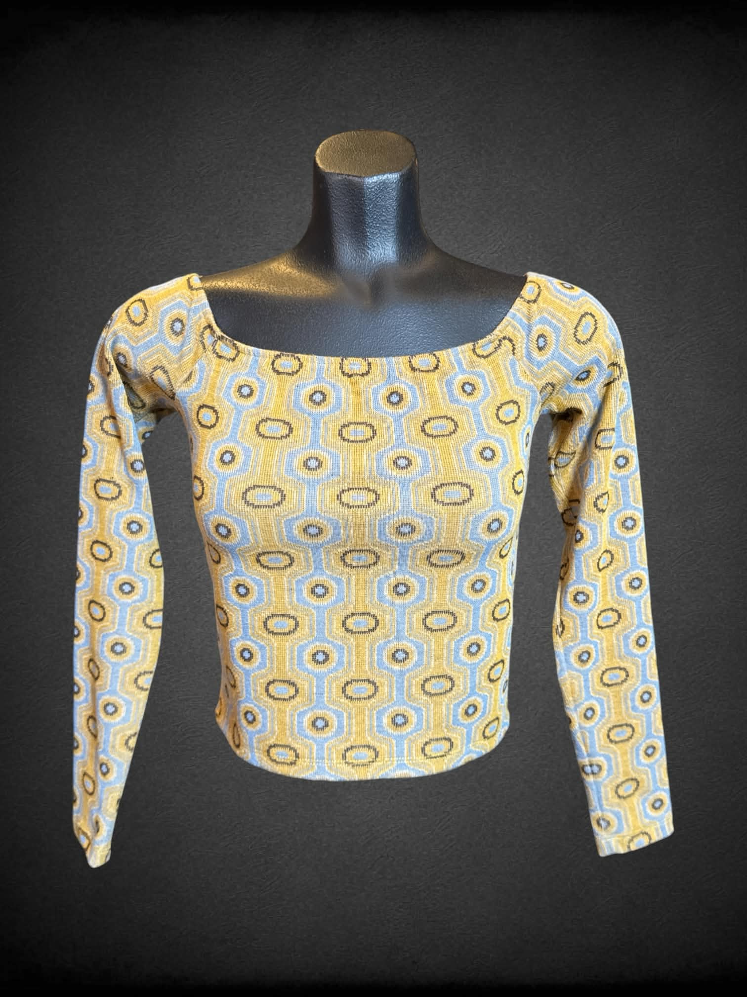 S Zara light blue and yellow two piece shirt and skirt set with circle and geometric design