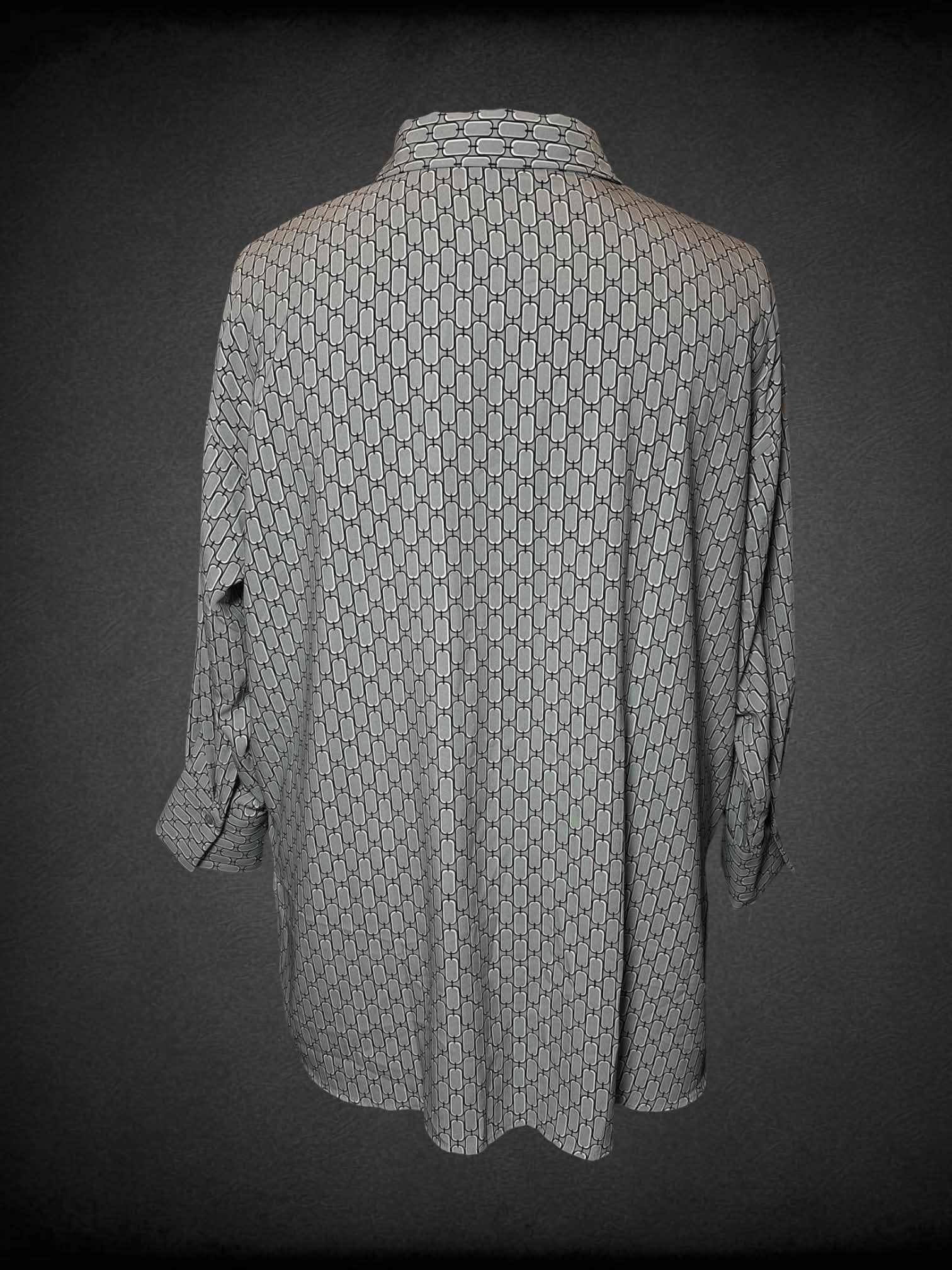 2X Adrianna Papell grey button-up with black and white pattern