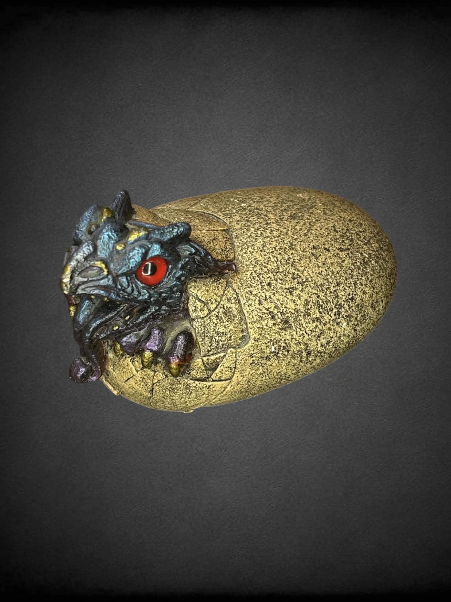 Wingstone vintage decorative dragon egg