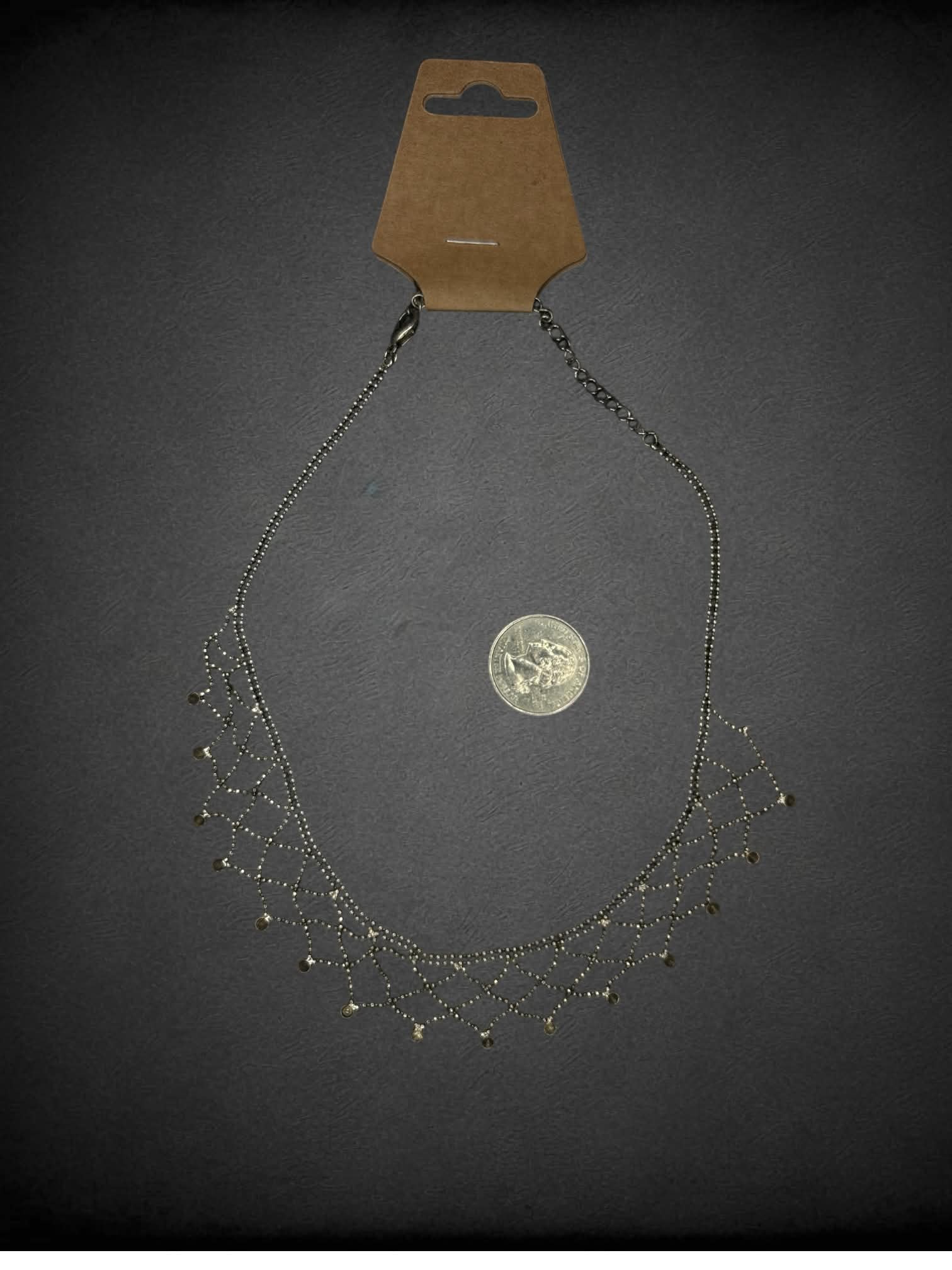 925 silver necklace with circular bee pendant
