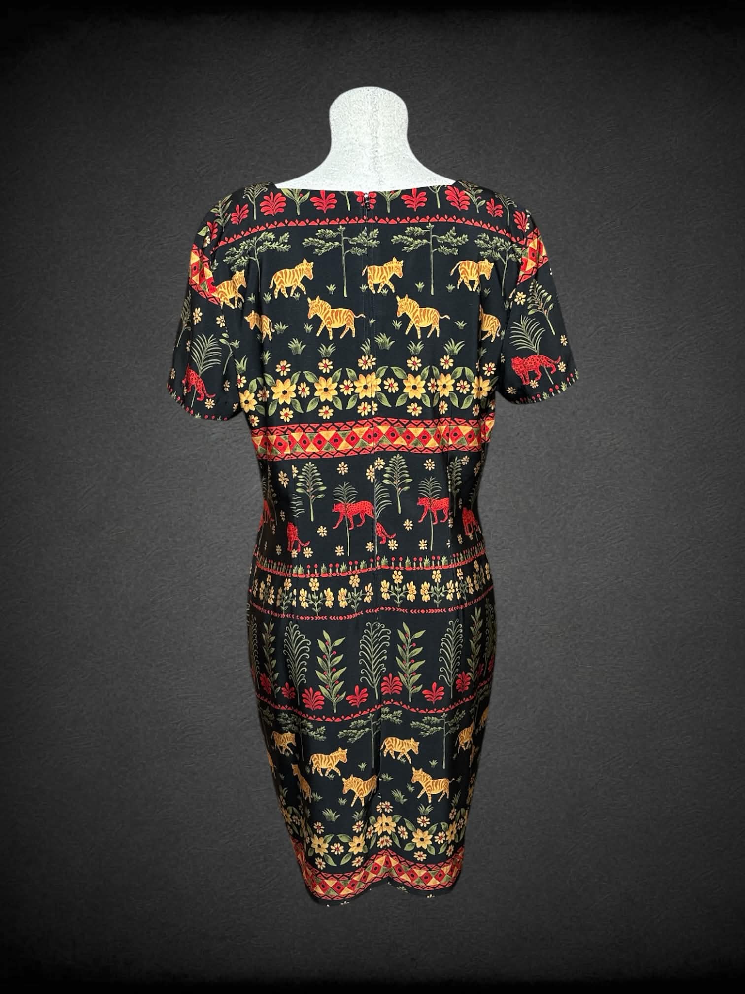 L Sag Harbour vintage black dress with floral and animal print, and zipper on the back