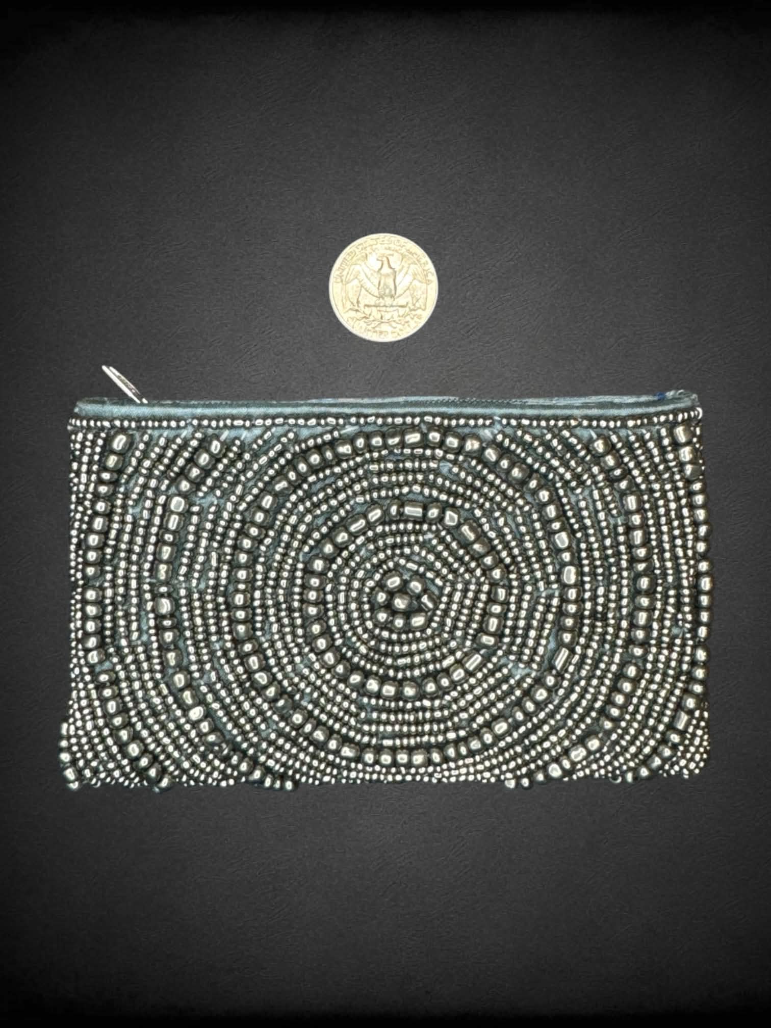 Beaded coin purse with zipper pocket