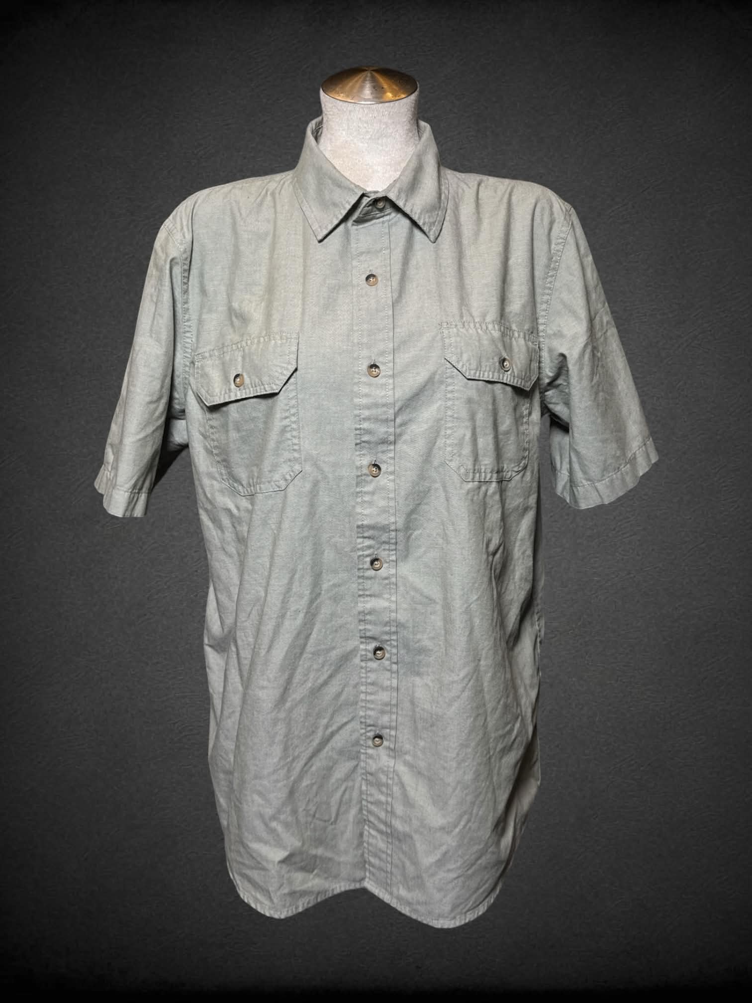 XL Wrangler sage green button up shirt