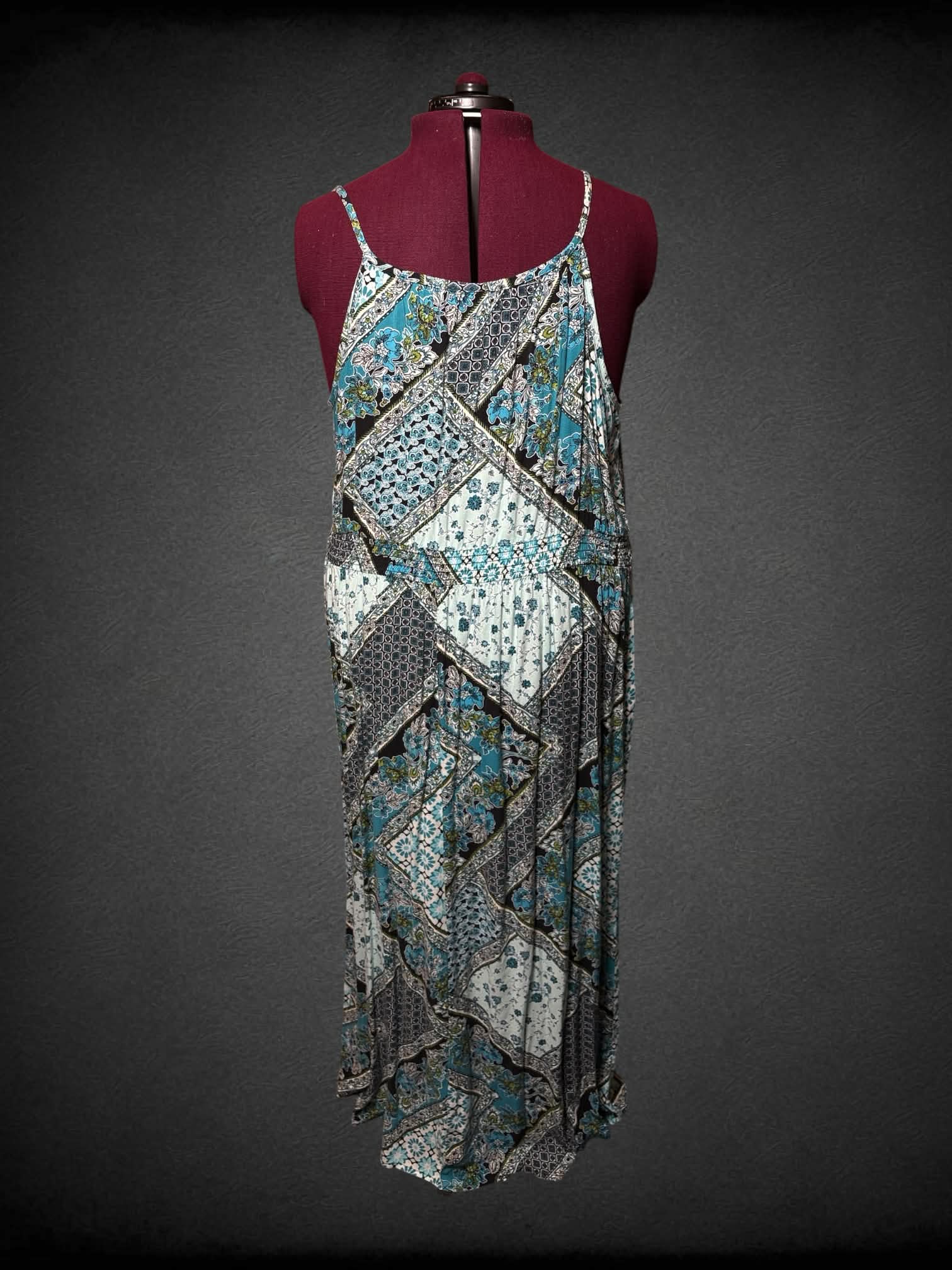 2X Faded Glory blue sundress with patch-like decorative pattern and stretch waist $