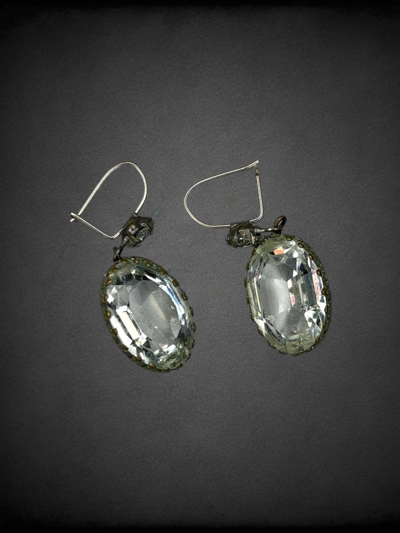 Vintage clear crystal oval earrings