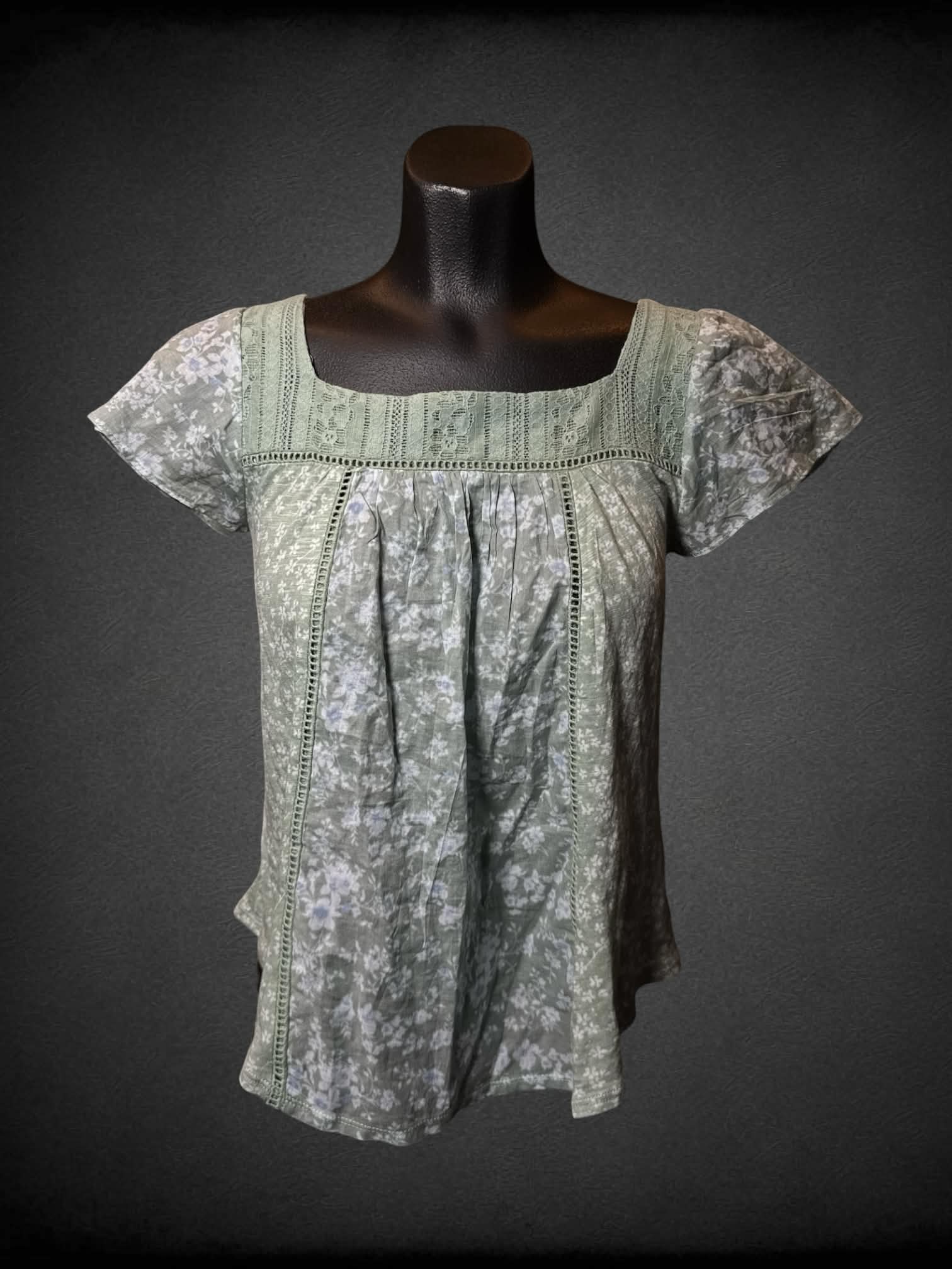 S Rewind sage green shirt with white floral pattern, and lace trimming