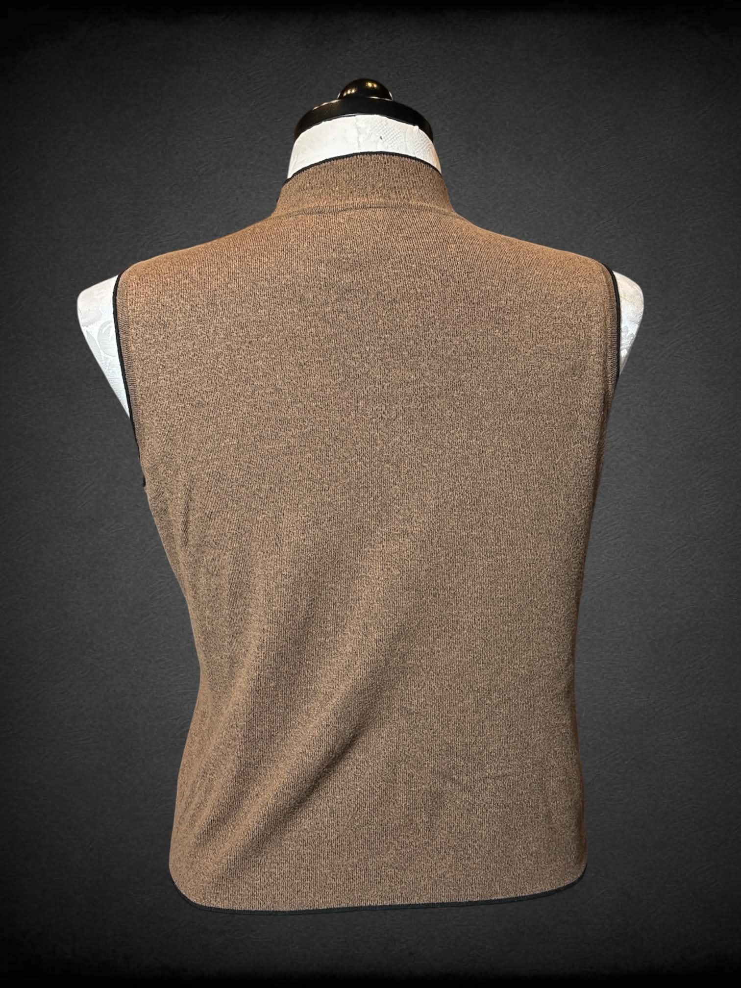 XL Emma James vintage brown sweater top with ribbed design on front