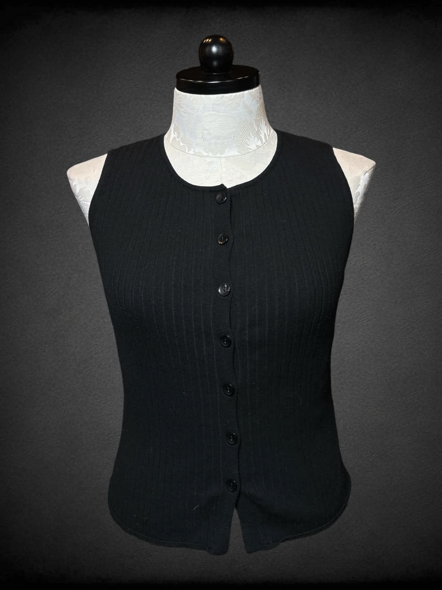 XL A New Day black ribbed sweater vest with buttons on front