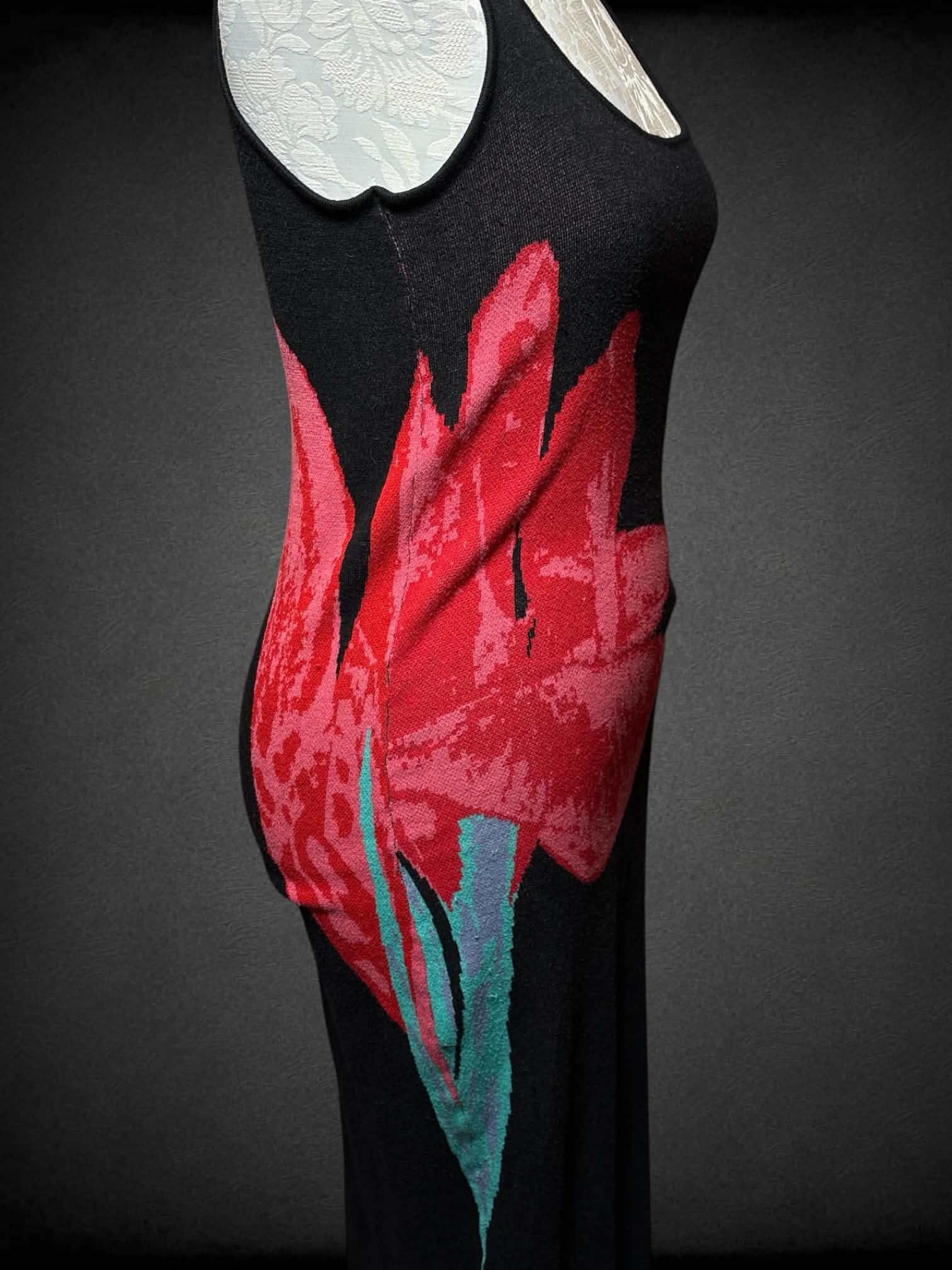 1X Eloquii black sweater-like dress with red tulip design on side