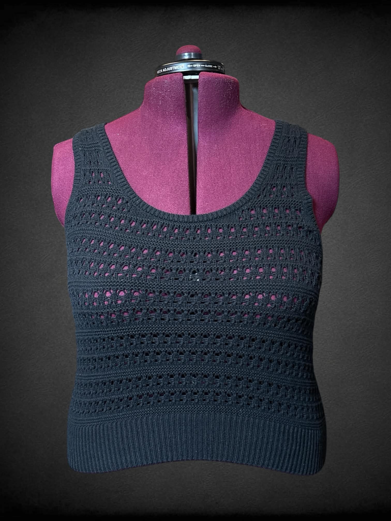 2X Old Navy black knit top