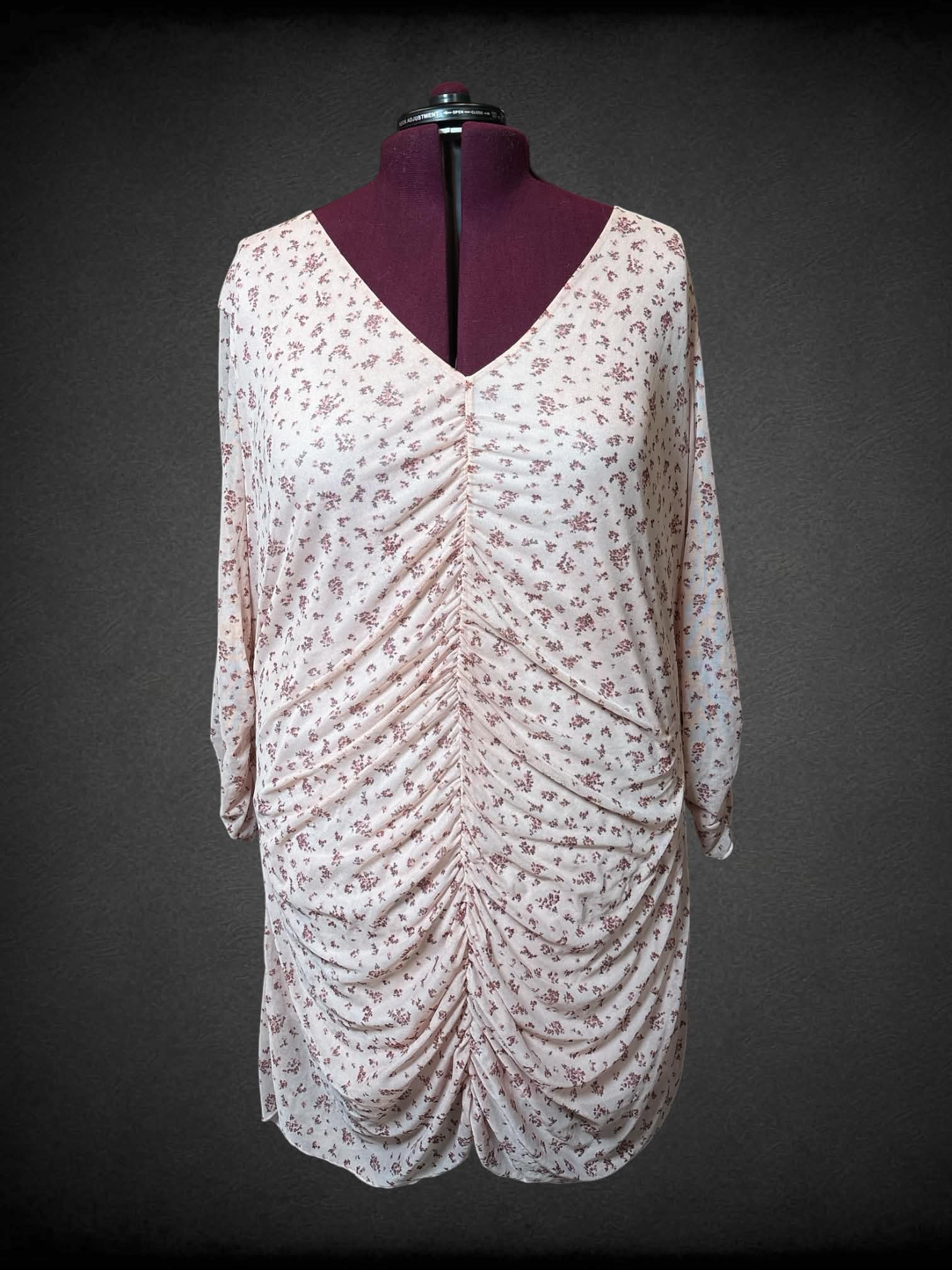 5X Festival pink cinched long-sleeve dress with floral pattern