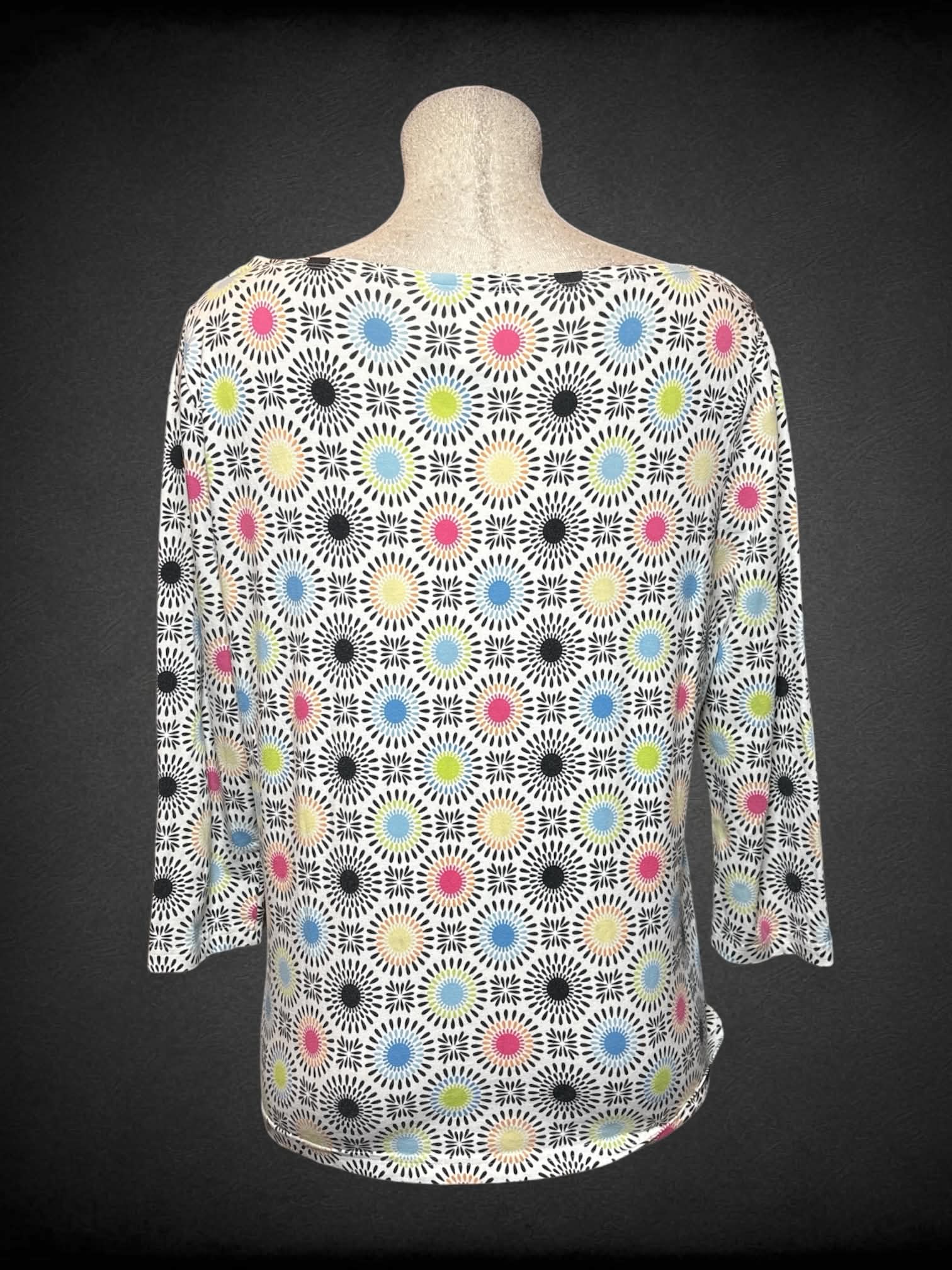 L Talbots vintage white three-quarter sleeve shirt with colorful orb pattern