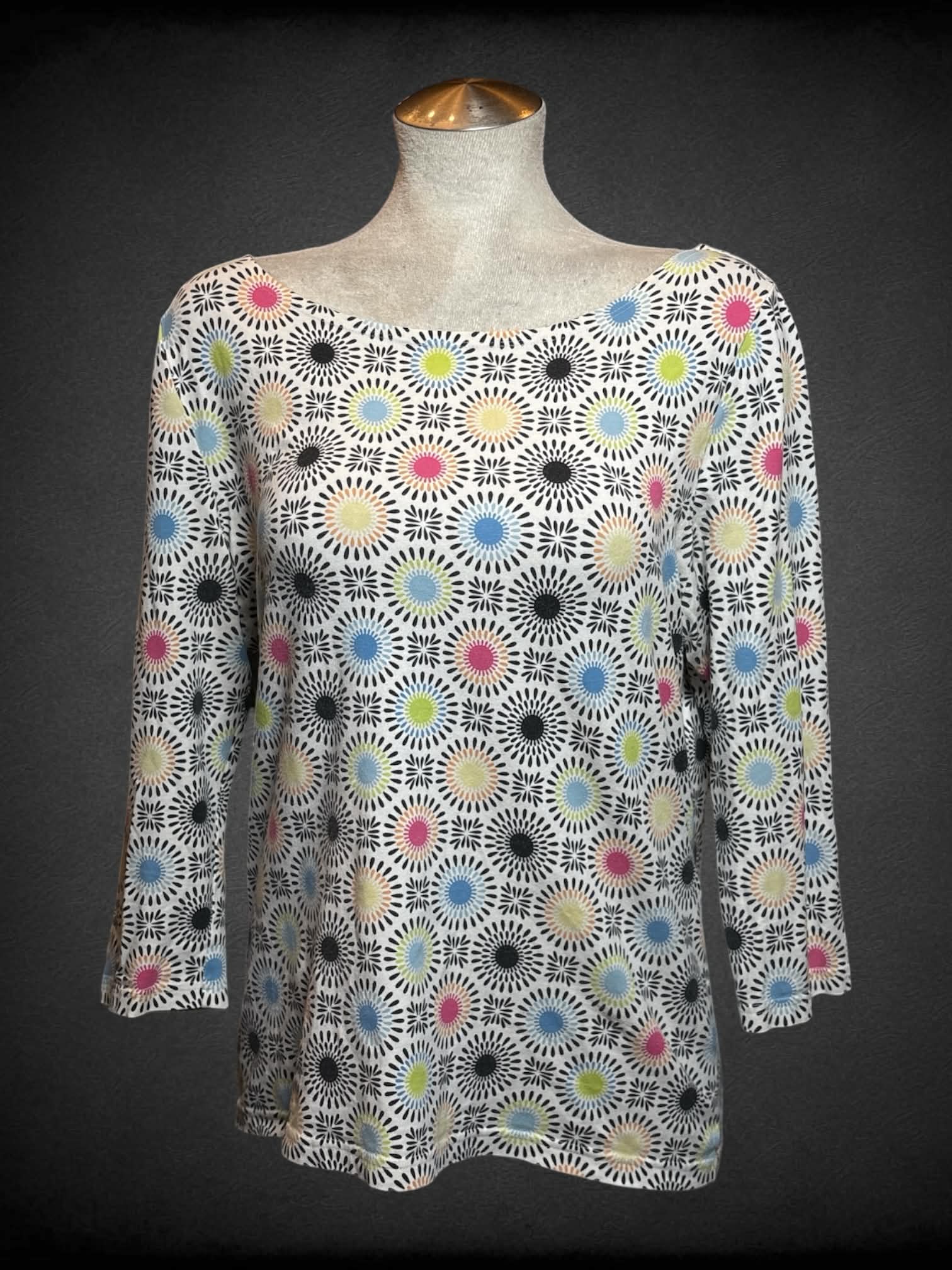 L Talbots vintage white three-quarter sleeve shirt with colorful orb pattern
