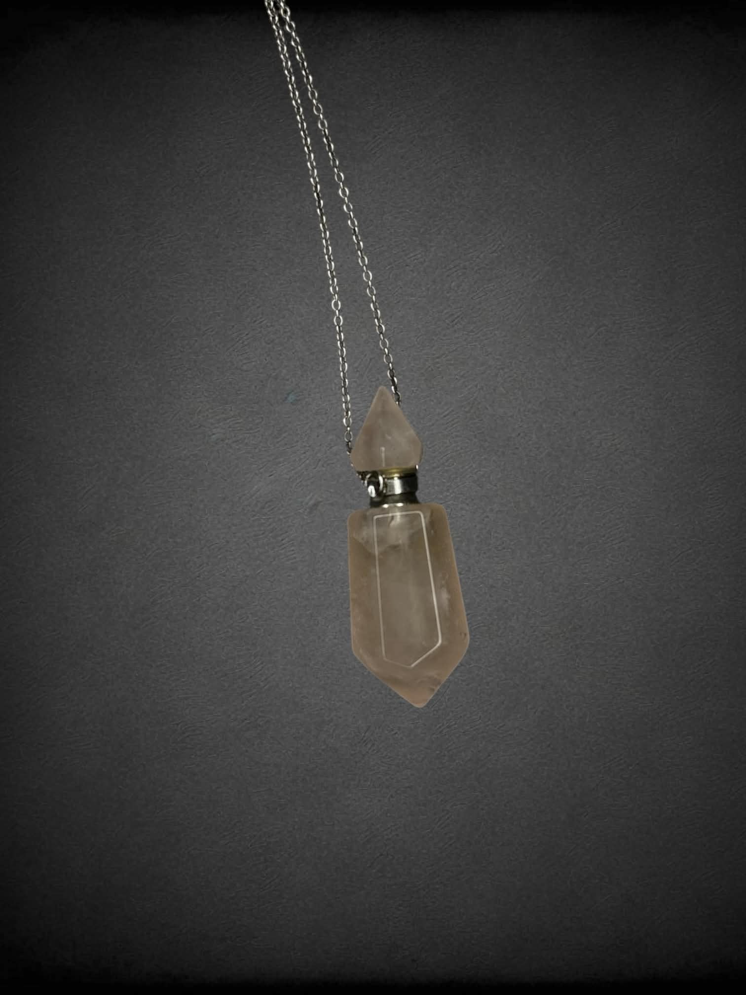 Silver chain necklace with rose quartz charm