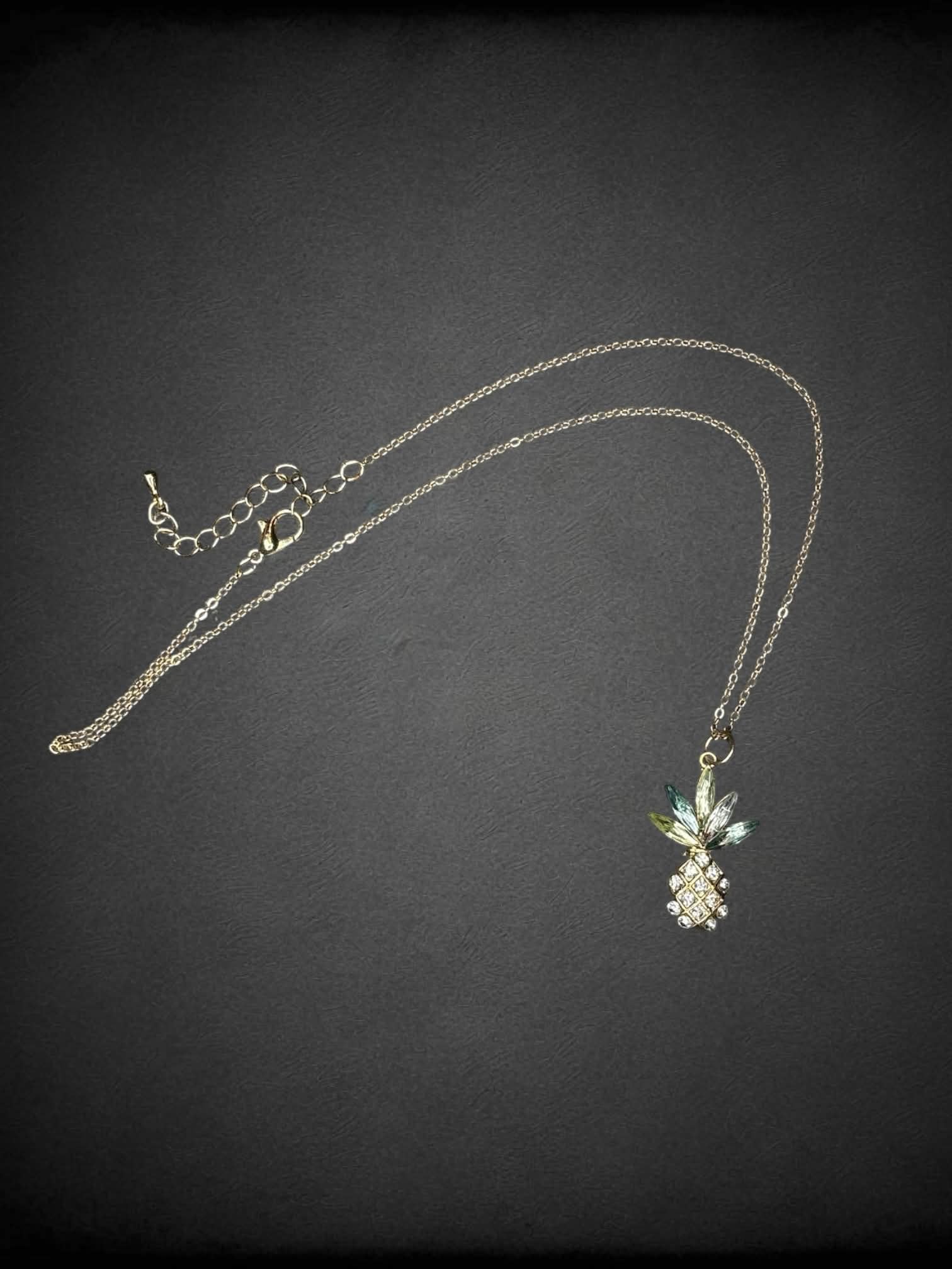 Chain necklace with pineapple gem charm