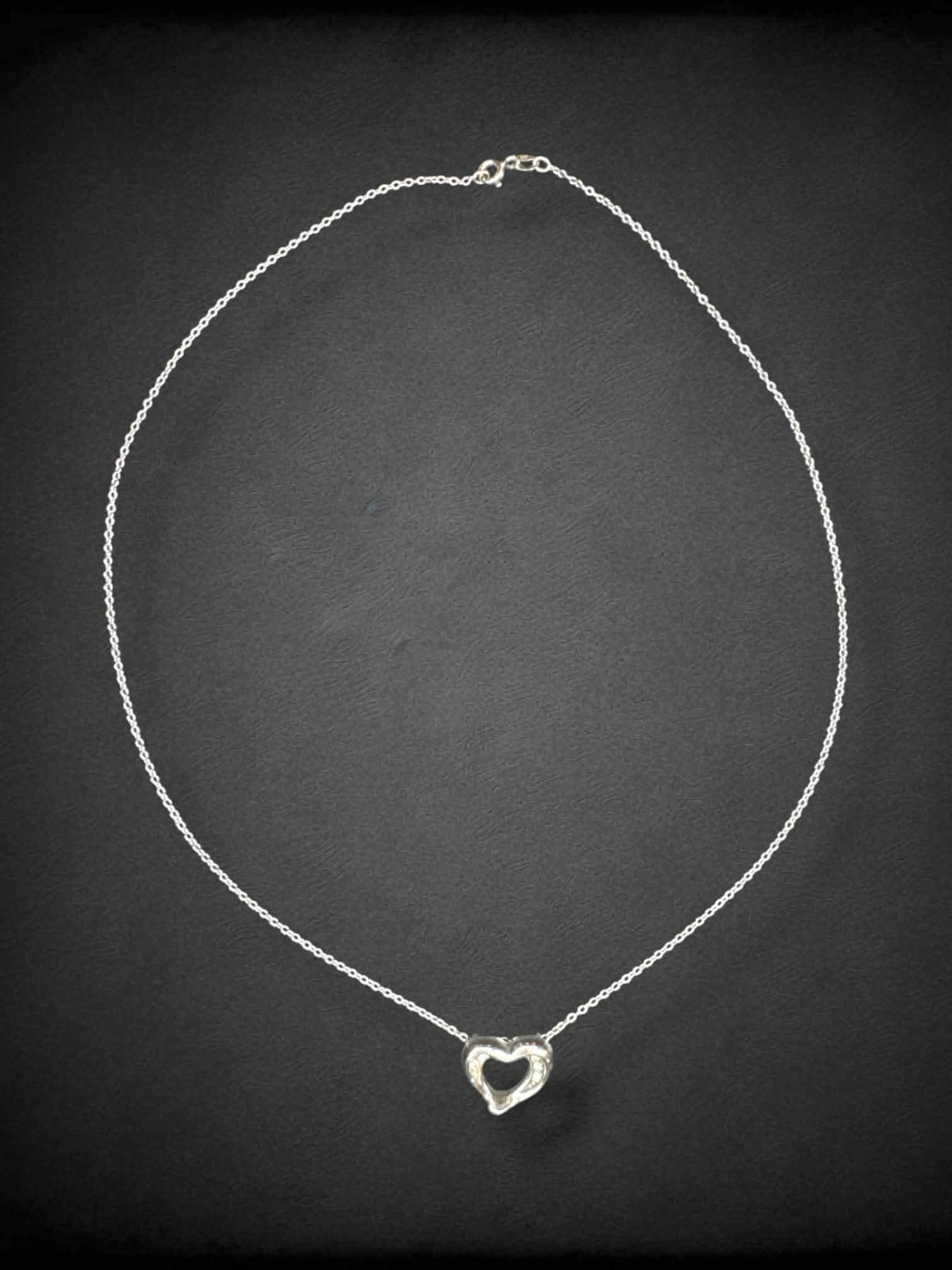 925 Sterling Silver chain necklace with bejeweled heart pendant