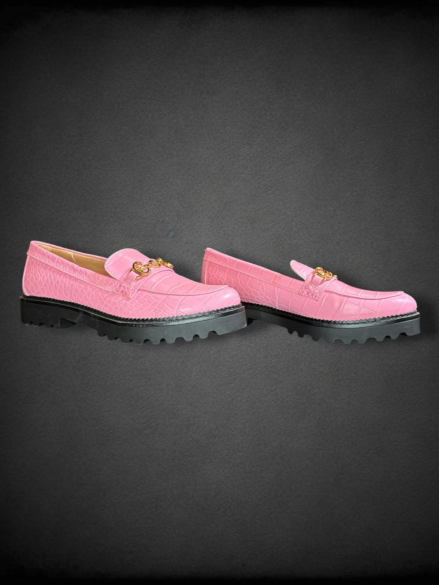 Size 10 Women Circus NY pink snake pink pleather platform loafers with gold metal details