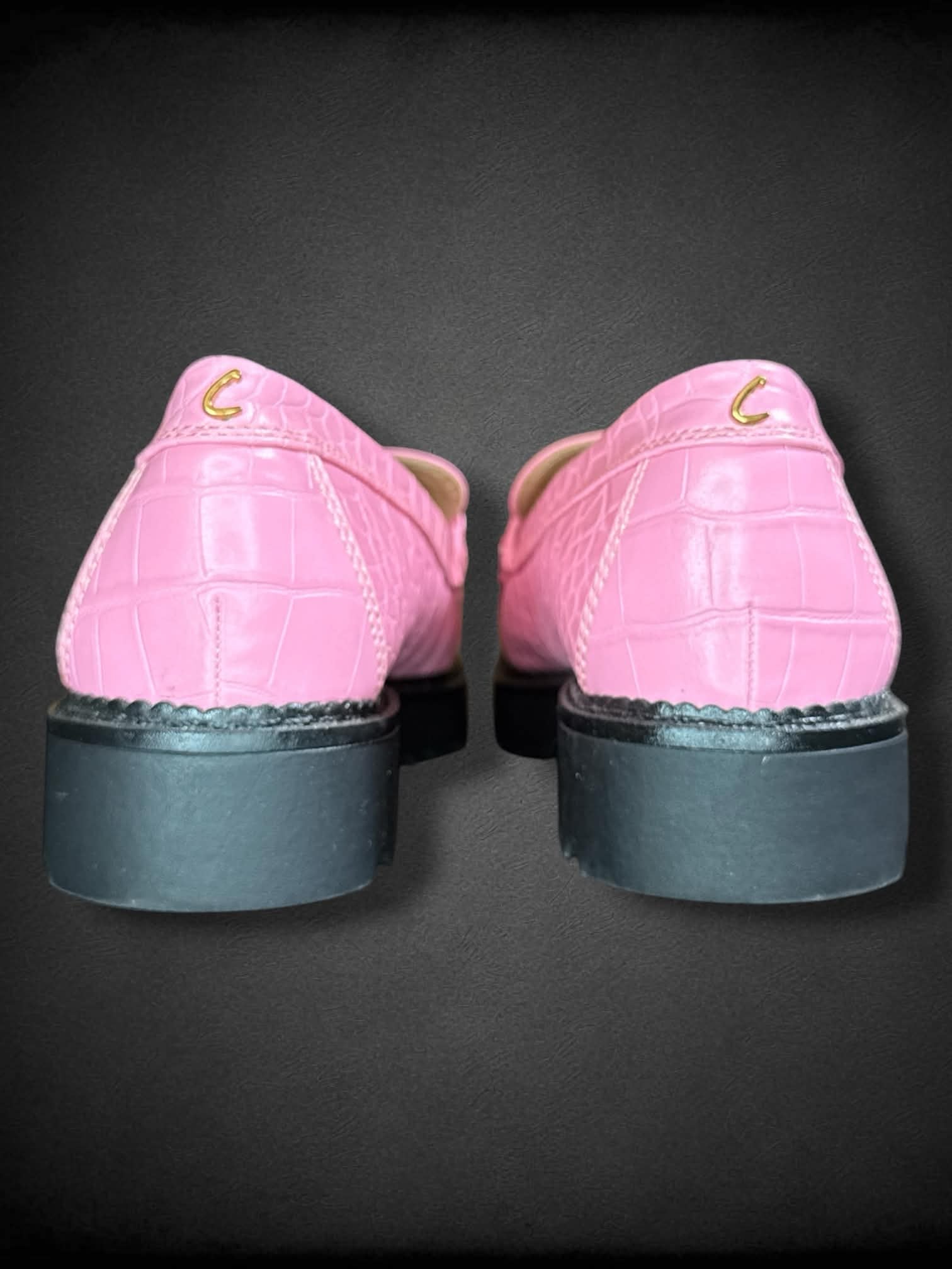 Size 10 Women Circus NY pink snake pink pleather platform loafers with gold metal details