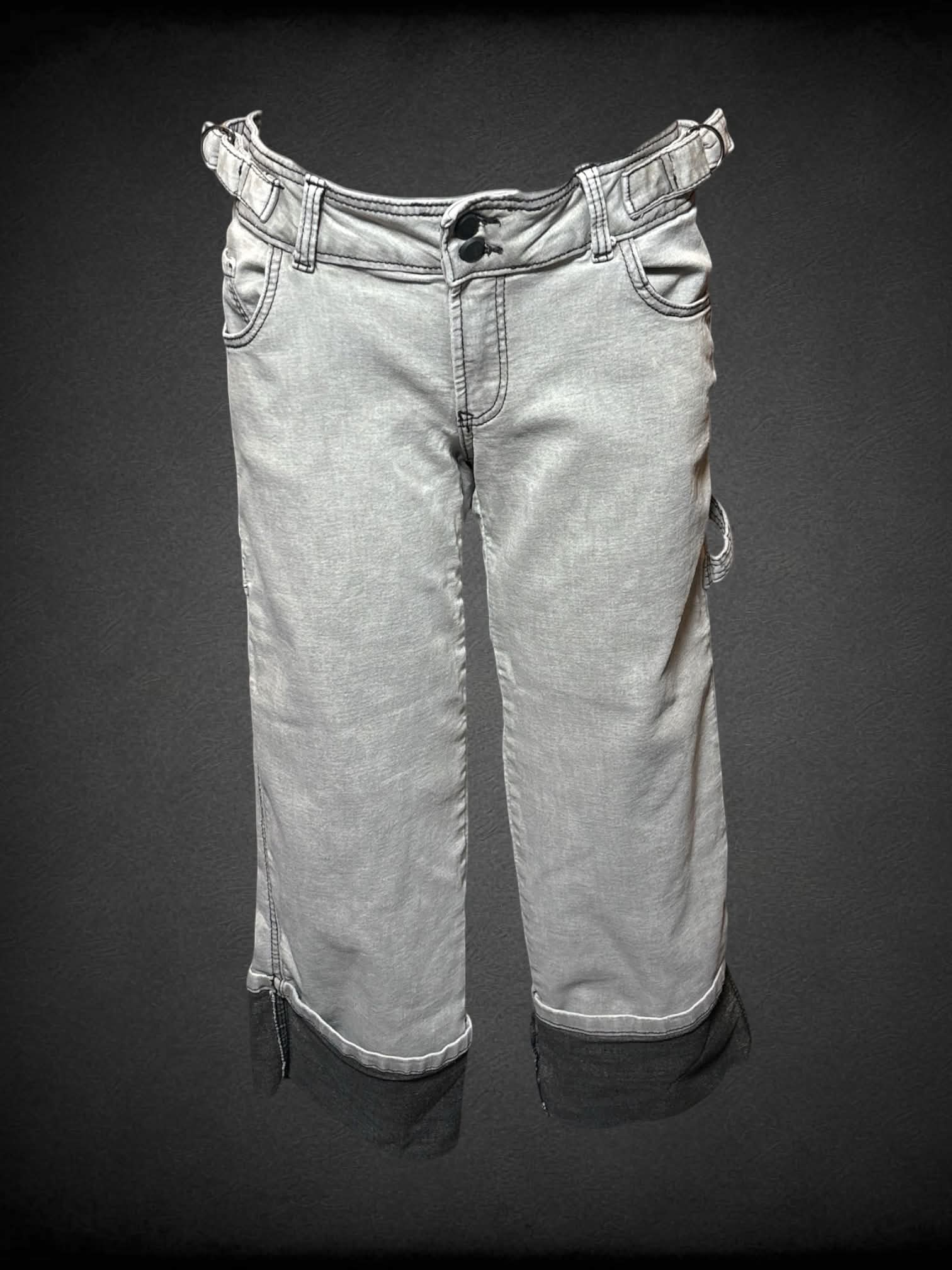 L Love Trends grey capri pants with adjustable waist