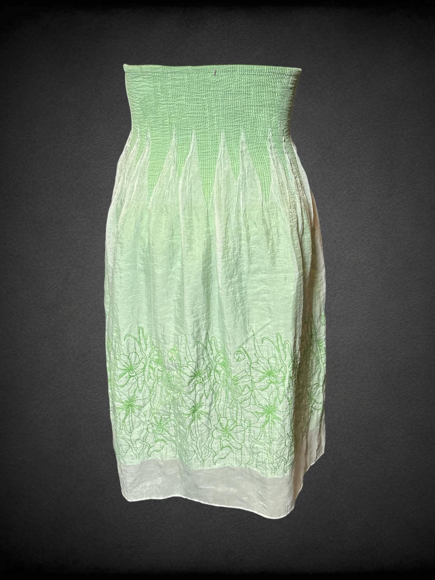 XL Lapis green fairy skirt with stretch waist and embroidered floral design
