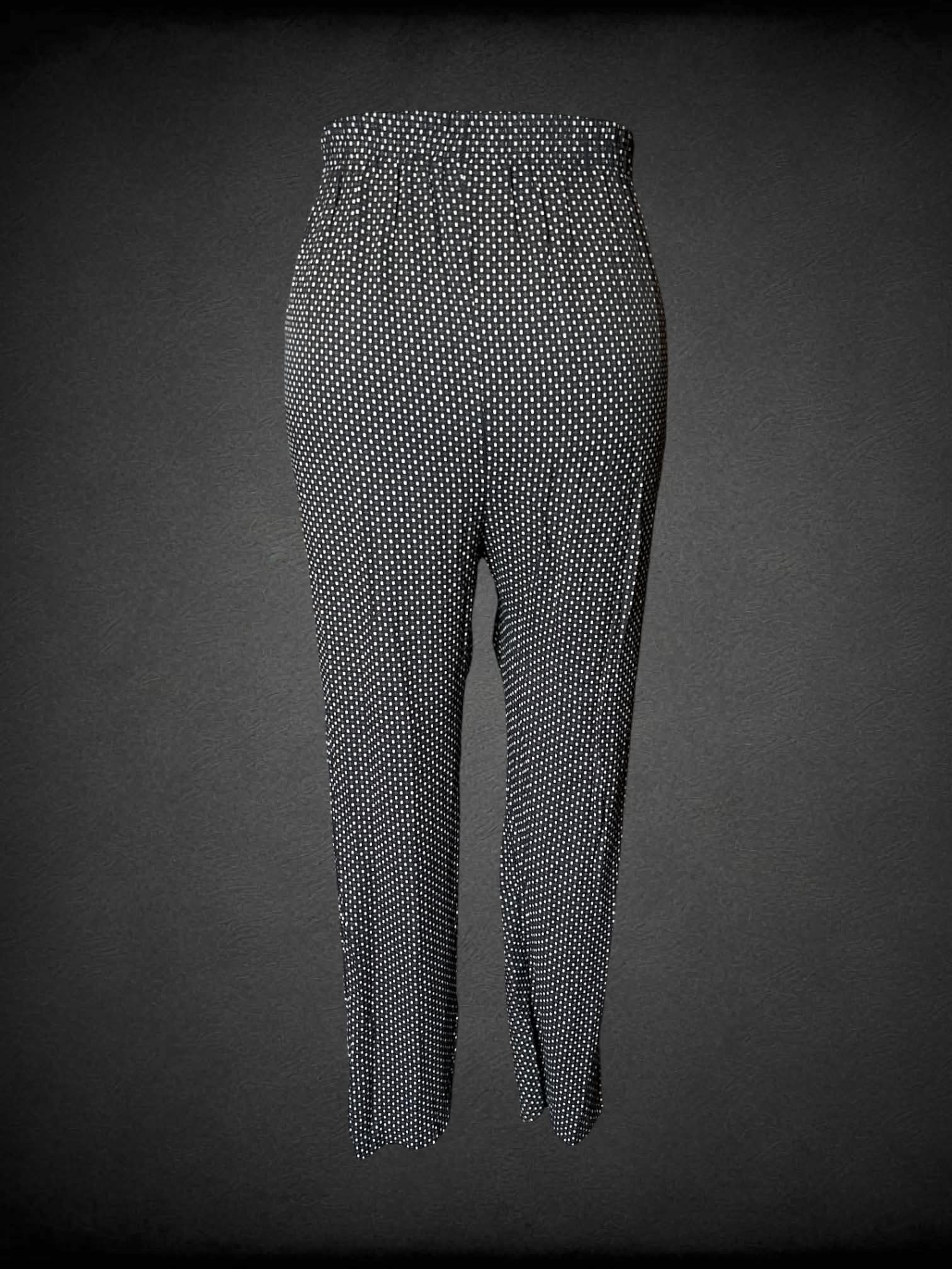 XL The Avenue vintage black pants with white spotted pattern, and stretch waist