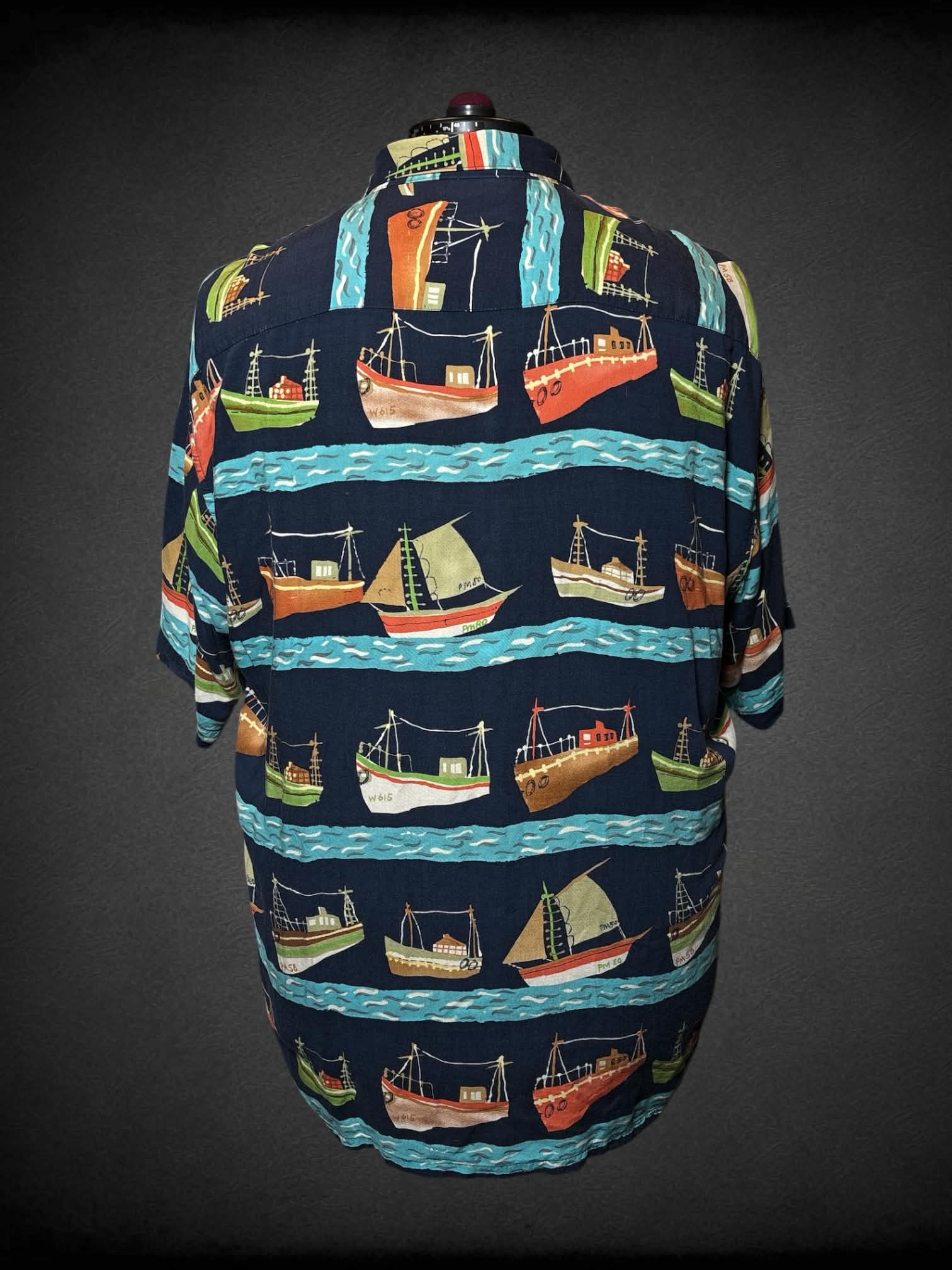 3X Campia vintage navy blue button-up shirt with colorful boat pattern