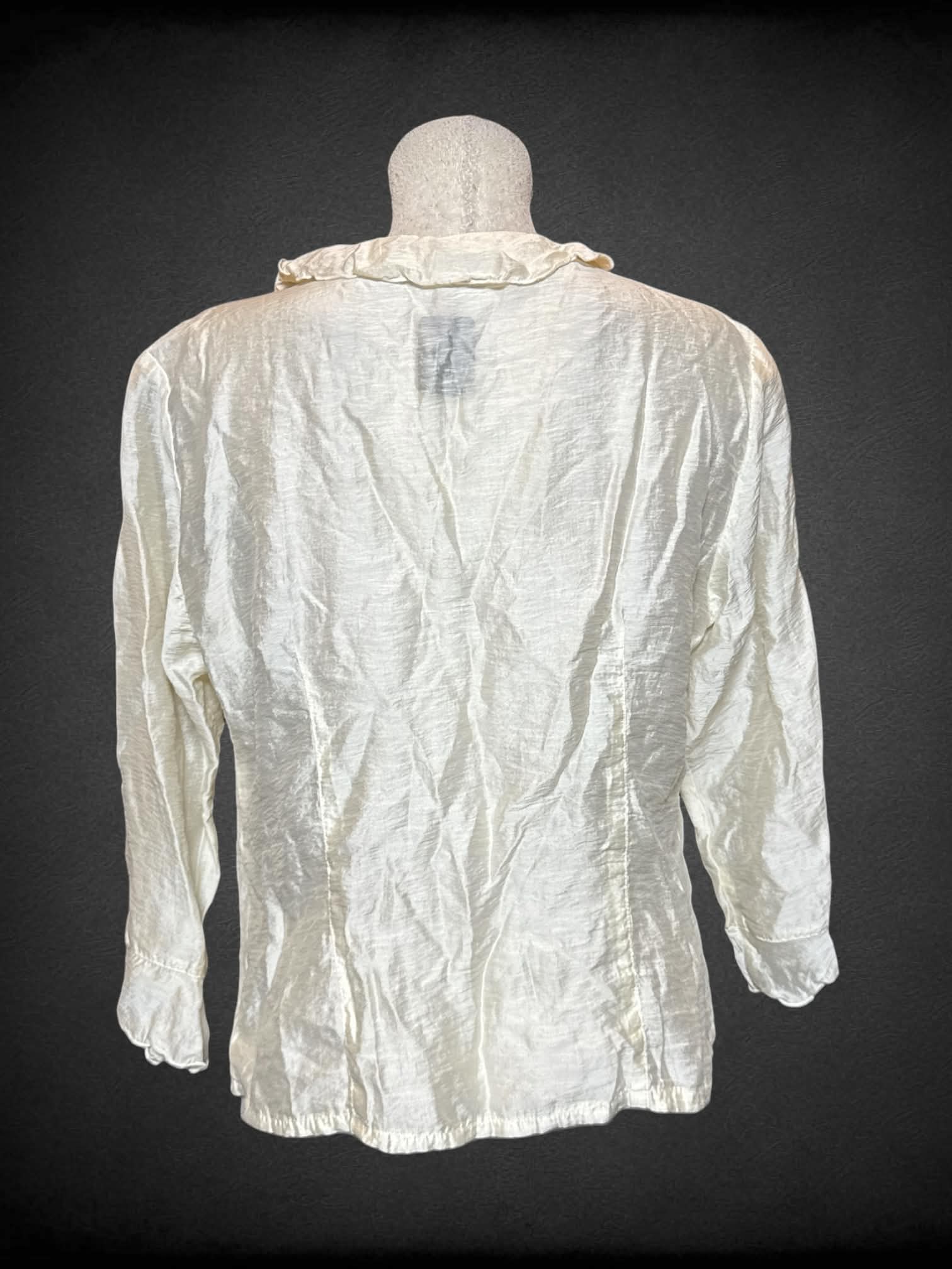 L Cut Loose cream sheer button-up blouse with ruffle collar