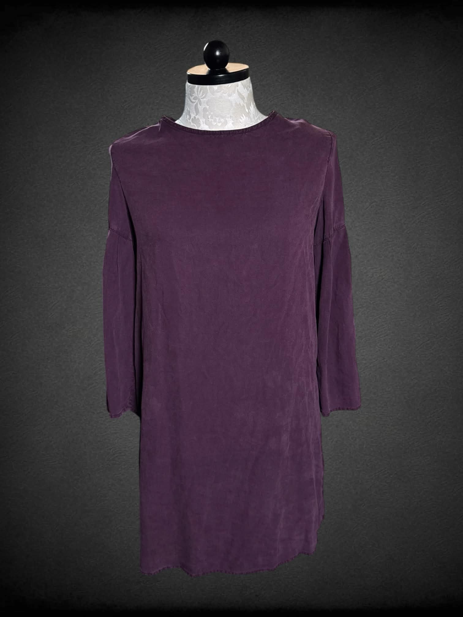 XL Cloth & Stone plum long-sleeve dress with cut-out back