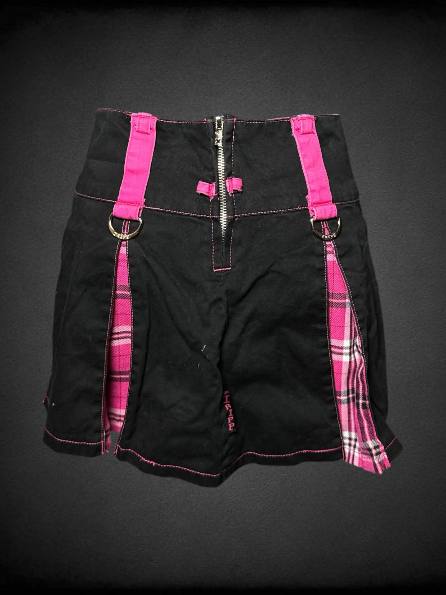 S Tripp NYC black pleated skirt with pink plaid design