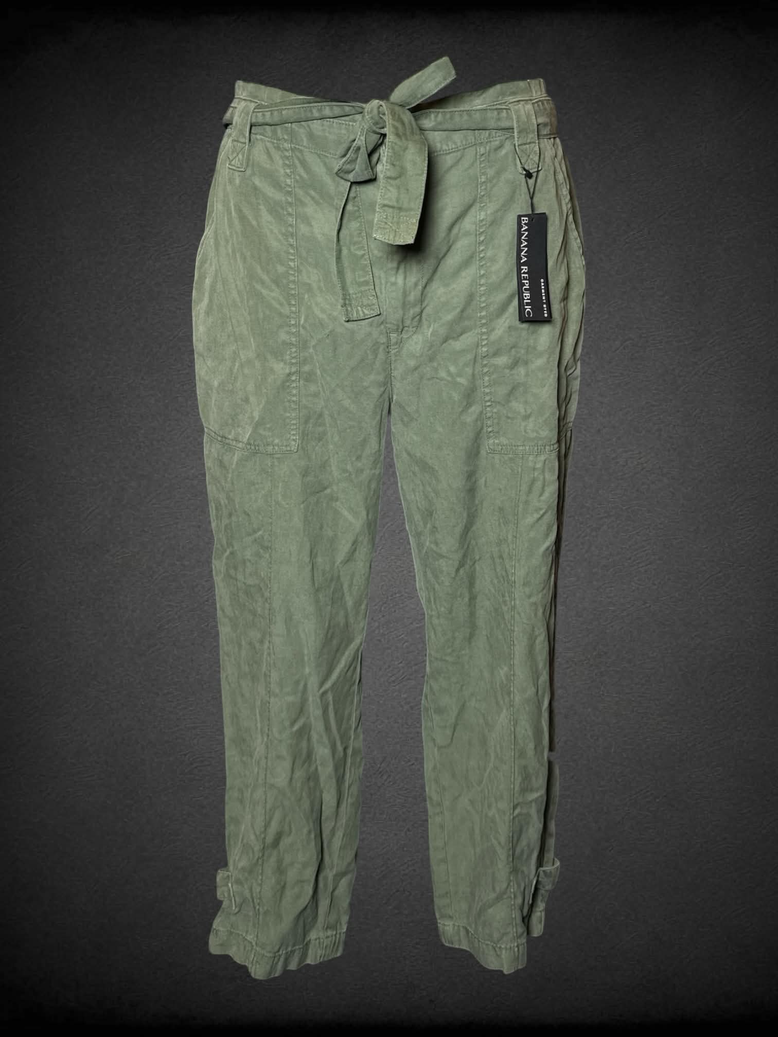 0X Banana Republic NWT olive green pants with adjustable tie on waist