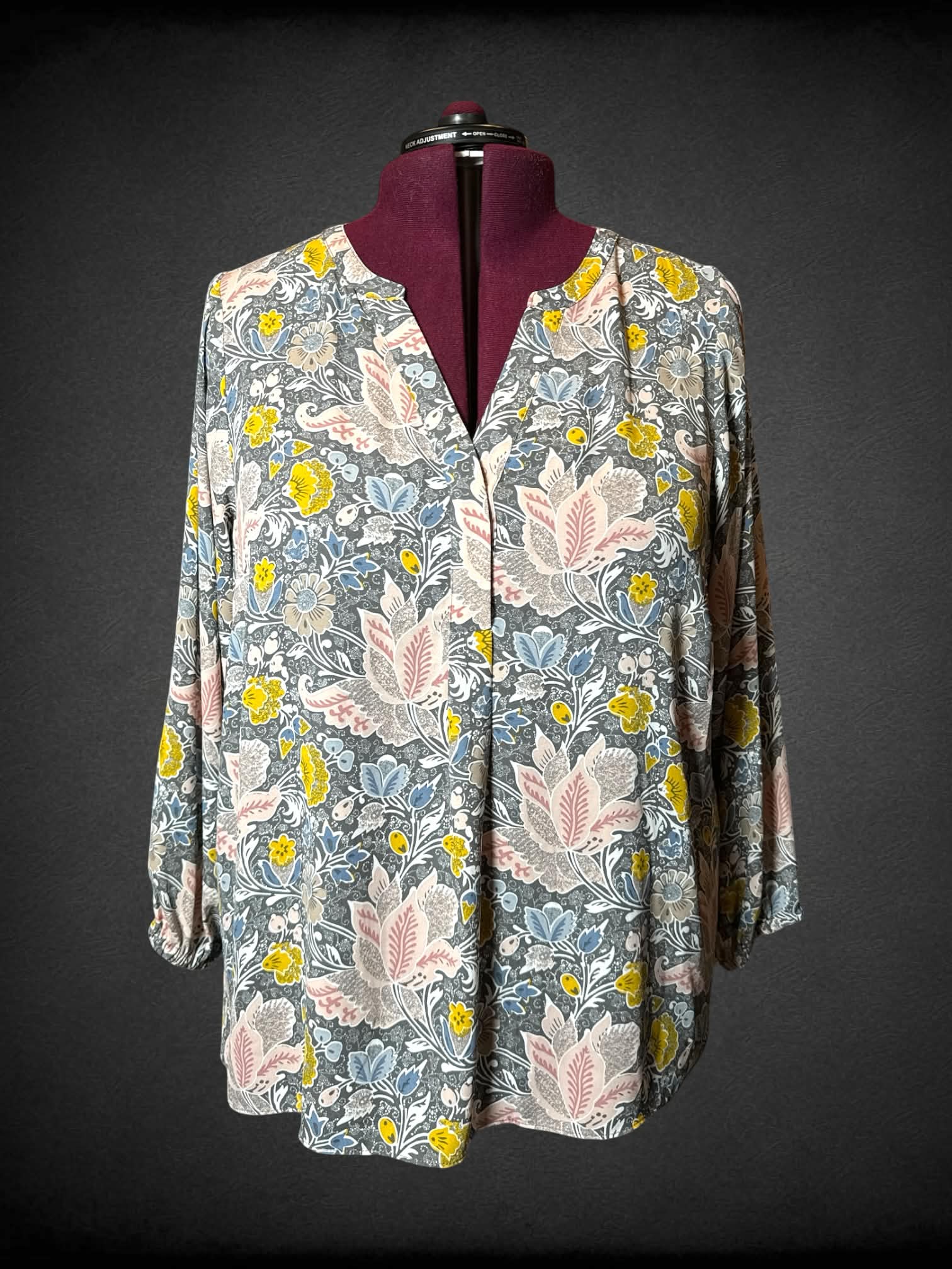 2X TAHARI grey button-up flowy blouse with pink & yellow floral pattern