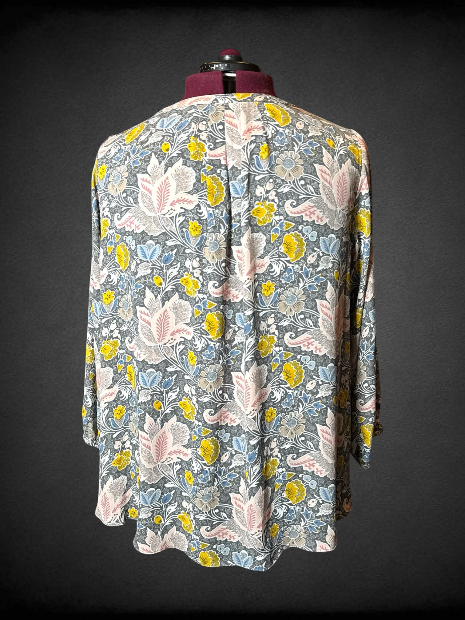 2X TAHARI grey button-up flowy blouse with pink & yellow floral pattern