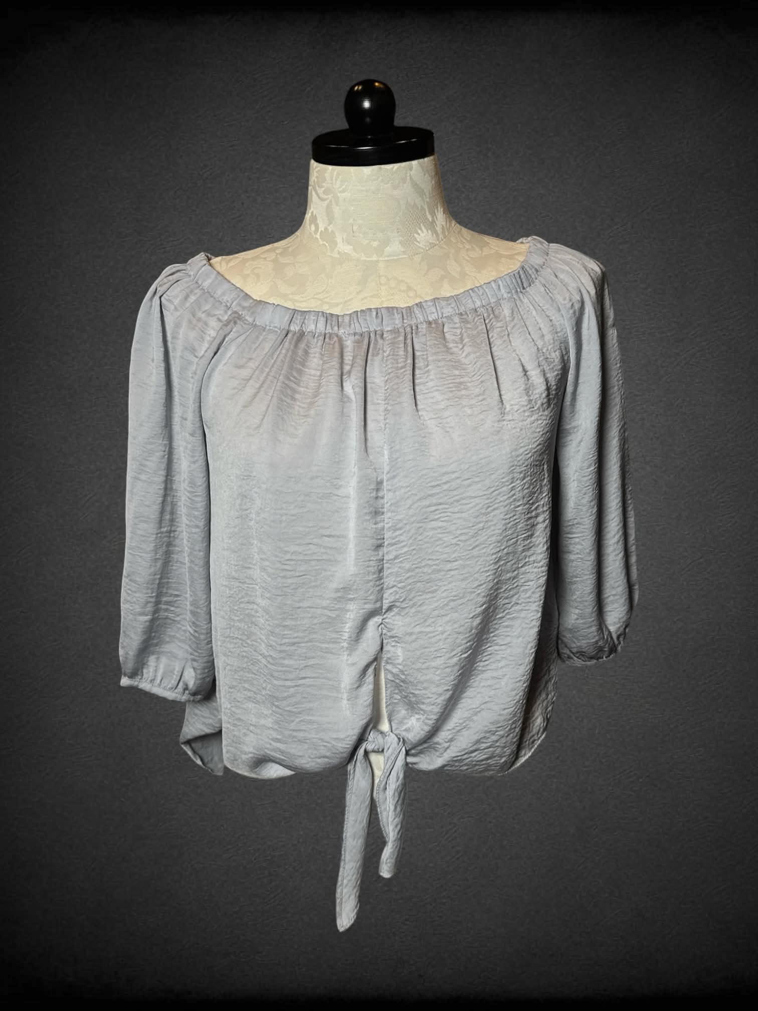 0X Akaa pale blue blouse with cropped tie on front