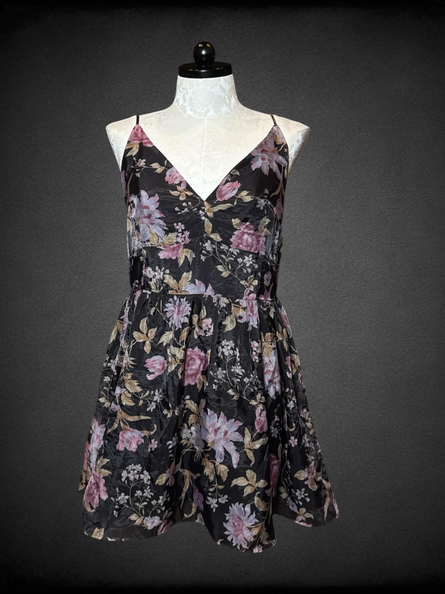 XL American Eagle NWT black layered dress with rose pattern, and adjustable straps