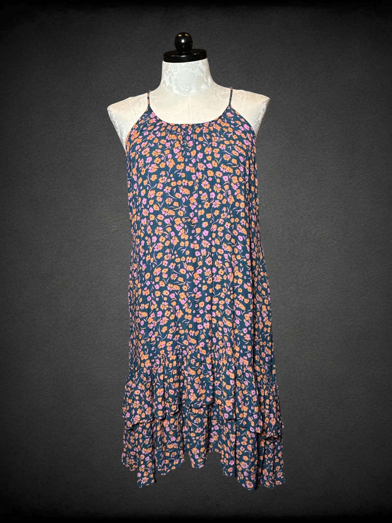 XL Universal Thread navy blue high-low dress with pink floral pattern, and pockets