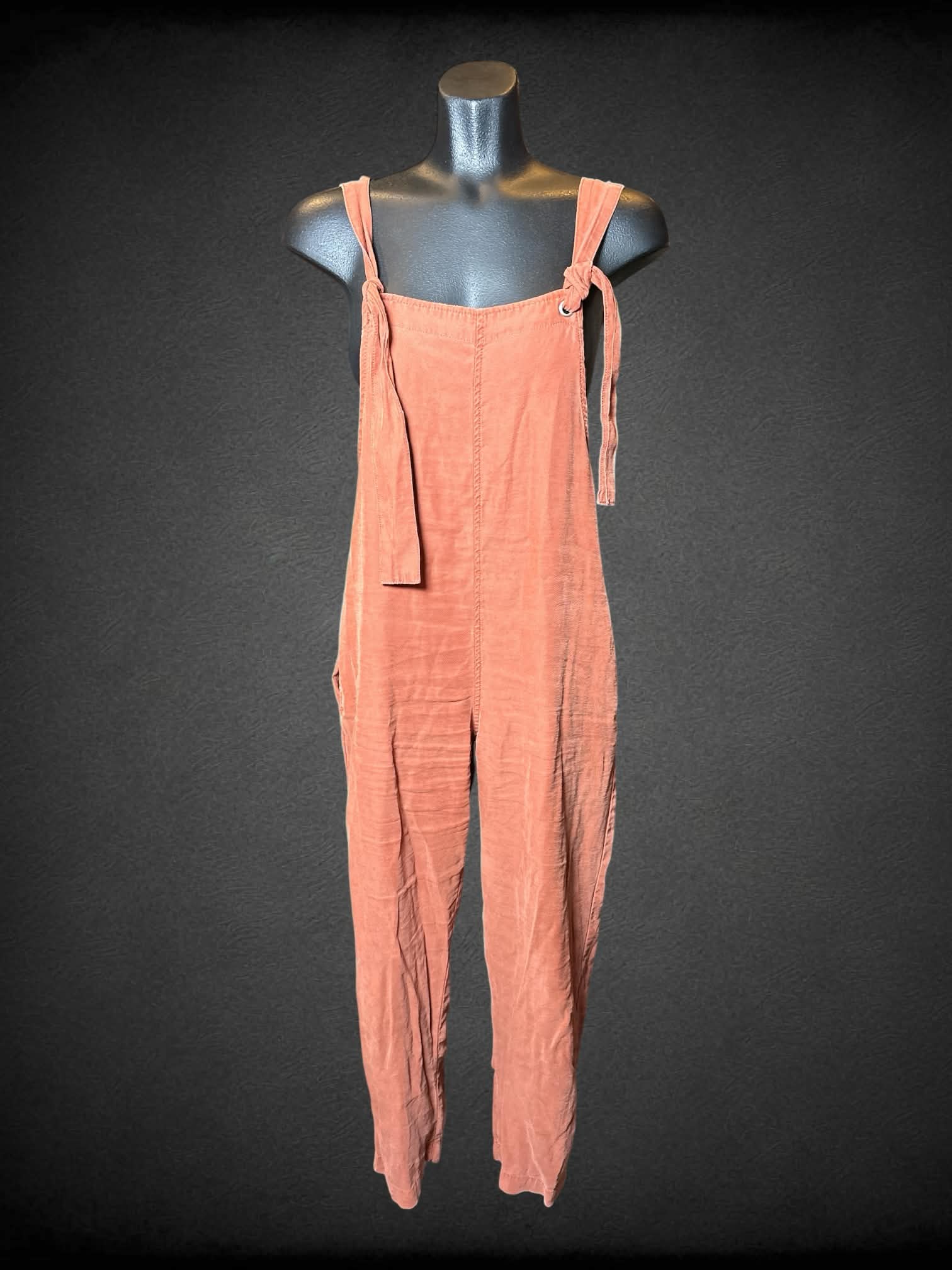 M Forever 21 soft orange overalls with adjustable tie straps