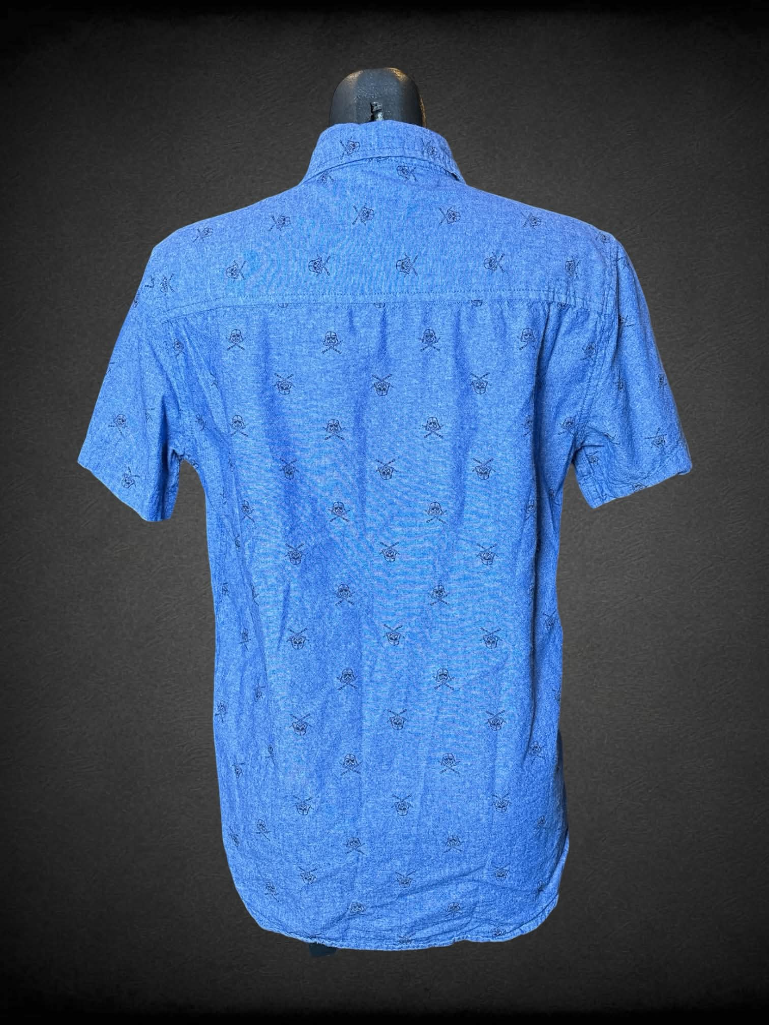 M Star Wars blue button-up shirt with “Darth Vader” skull and crossbones pattern with pocket on front