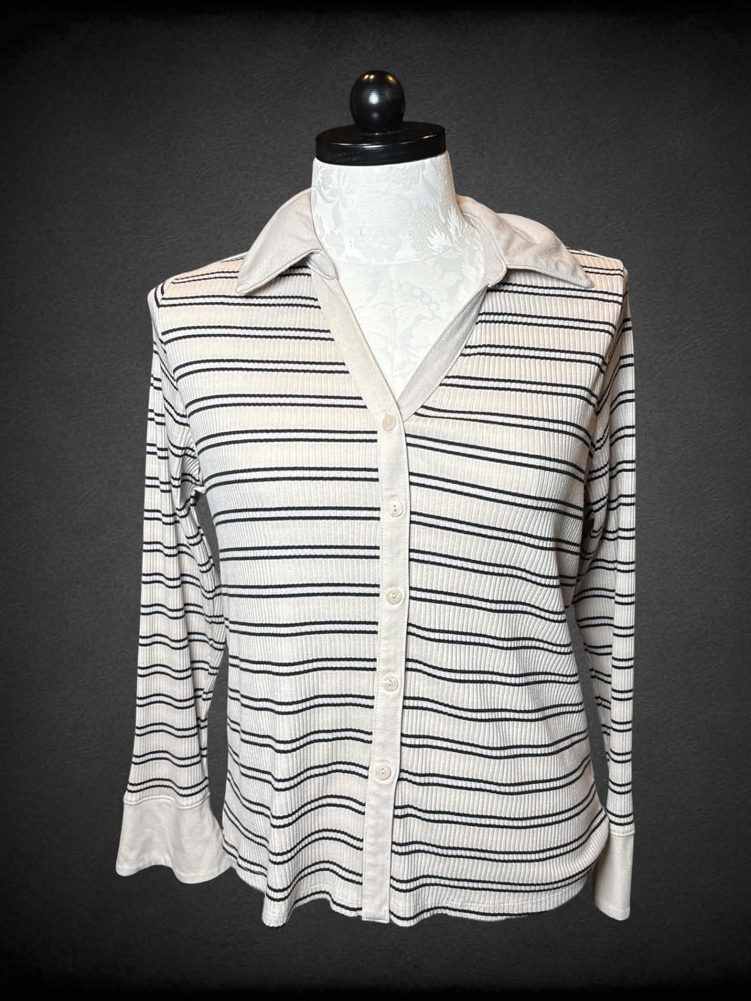 1X Ava & Viv tan ribbed button-up sweater with black striped pattern