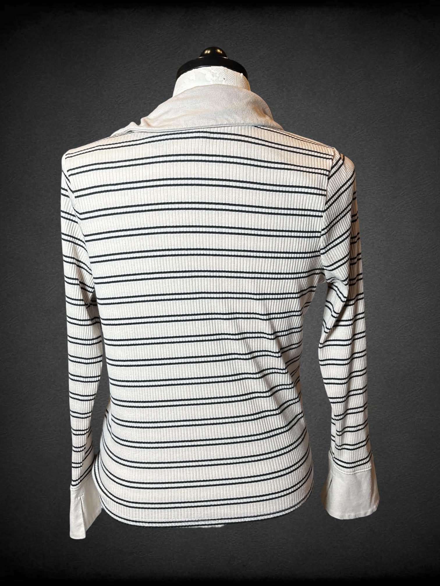 1X Ava & Viv tan ribbed button-up sweater with black striped pattern