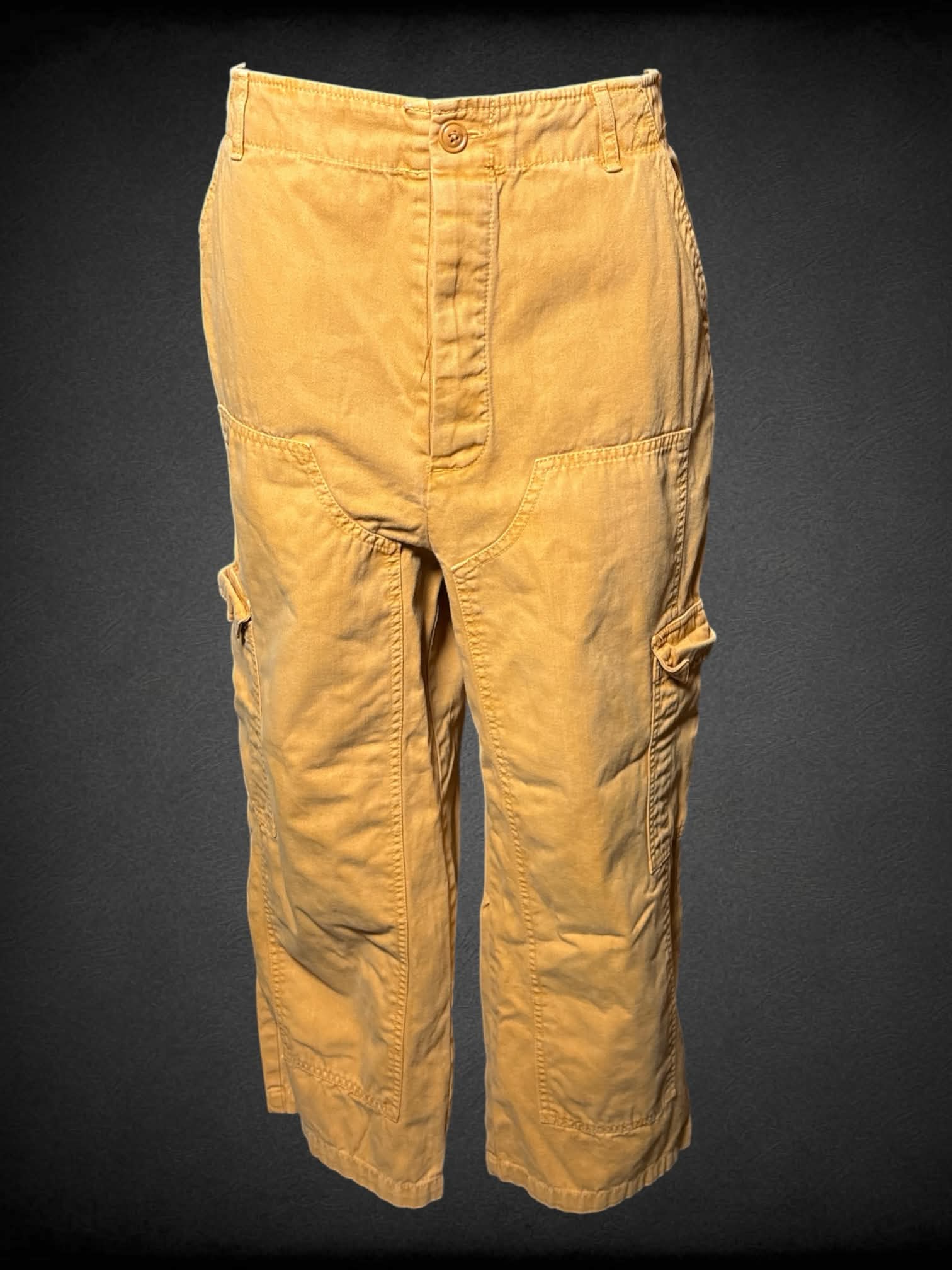 M Universal Threads mustard yellow cargo pants