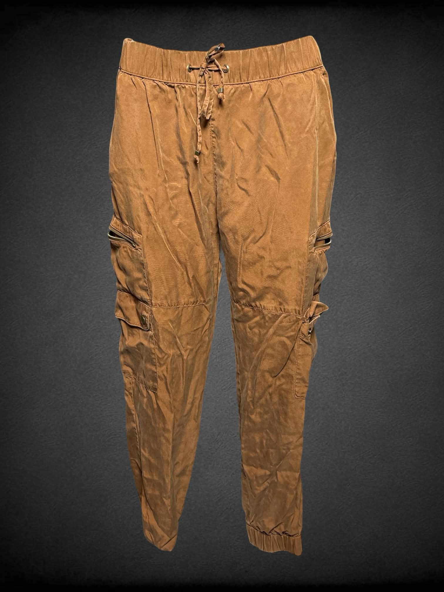 L Banana Republic brown soft cargo pants with stretch waist