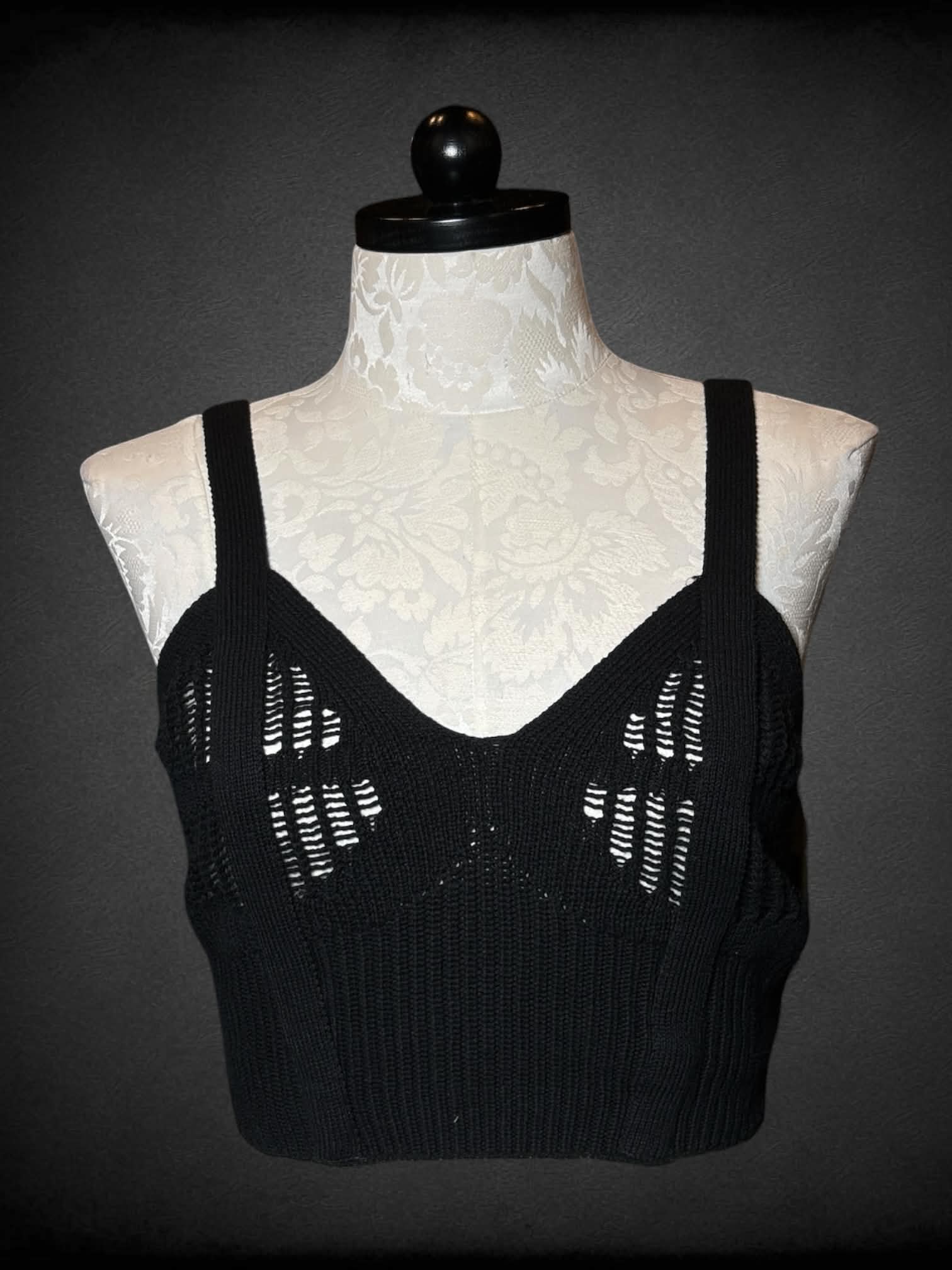 0X Disturbia black knit cropped tank top