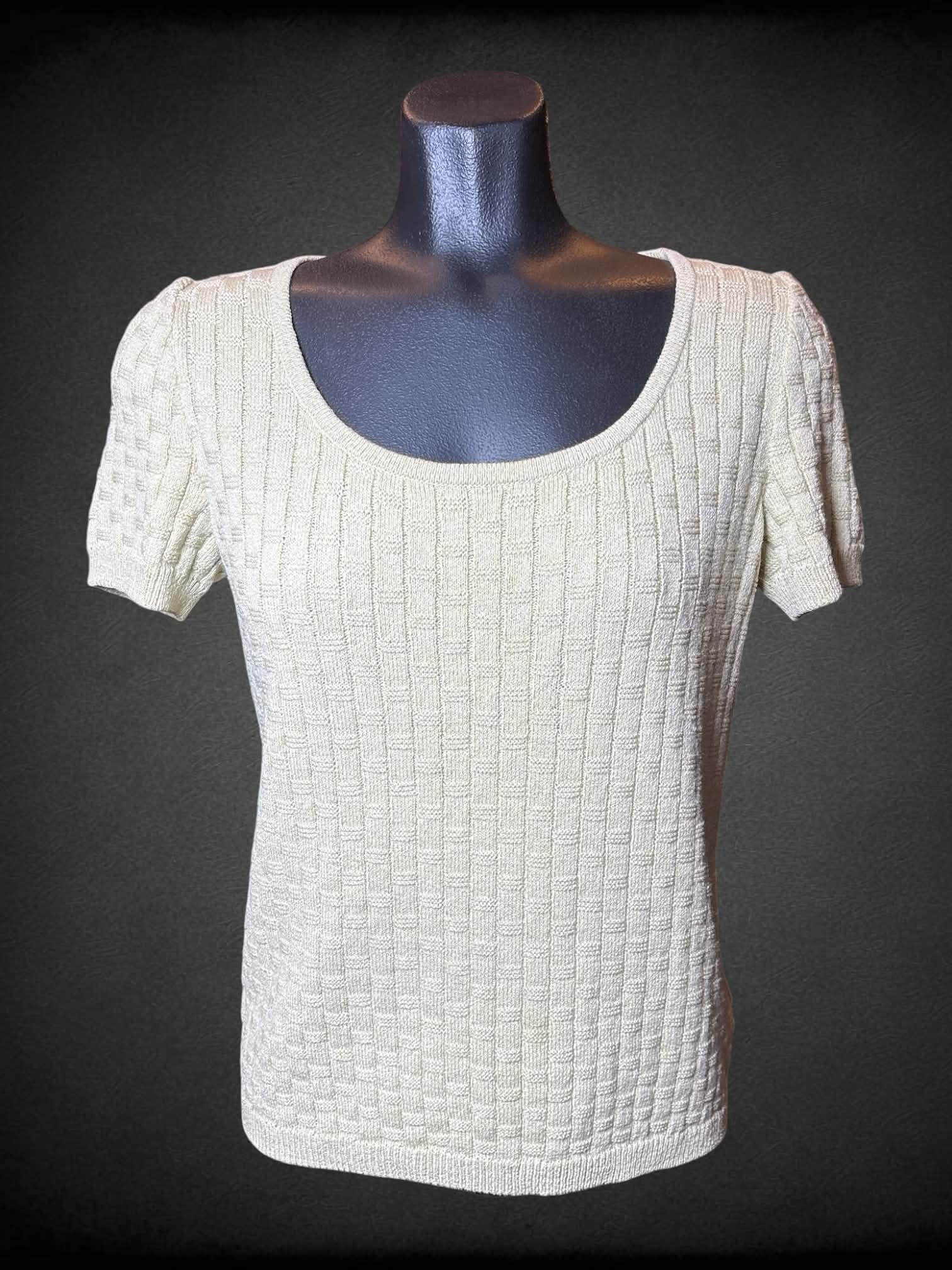M St. John Sport pale green knit sweater top, with textured “bamboo-like” pattern