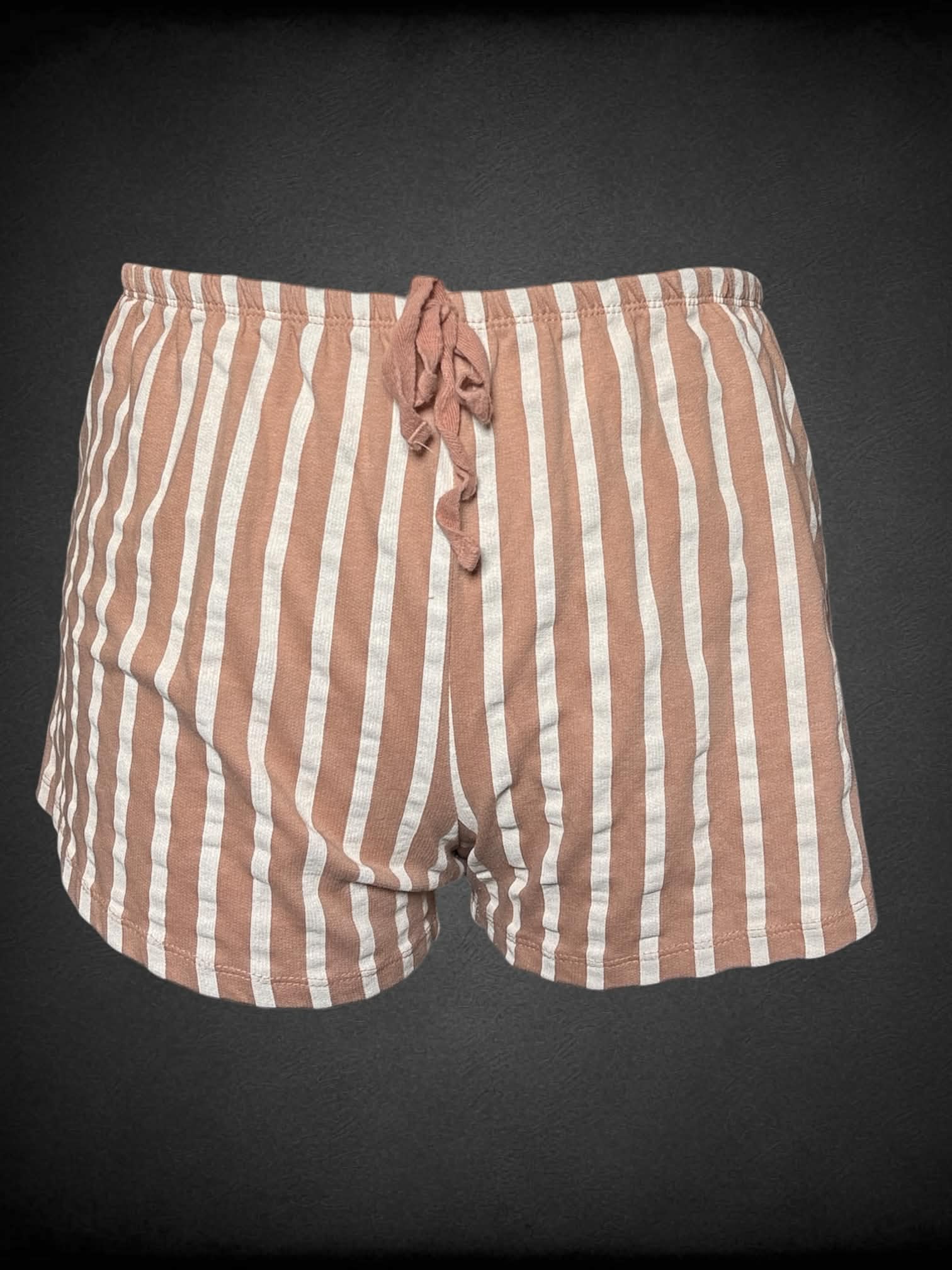 XL Weekend Soul peach shorts with white striped pattern, and stretch waist
