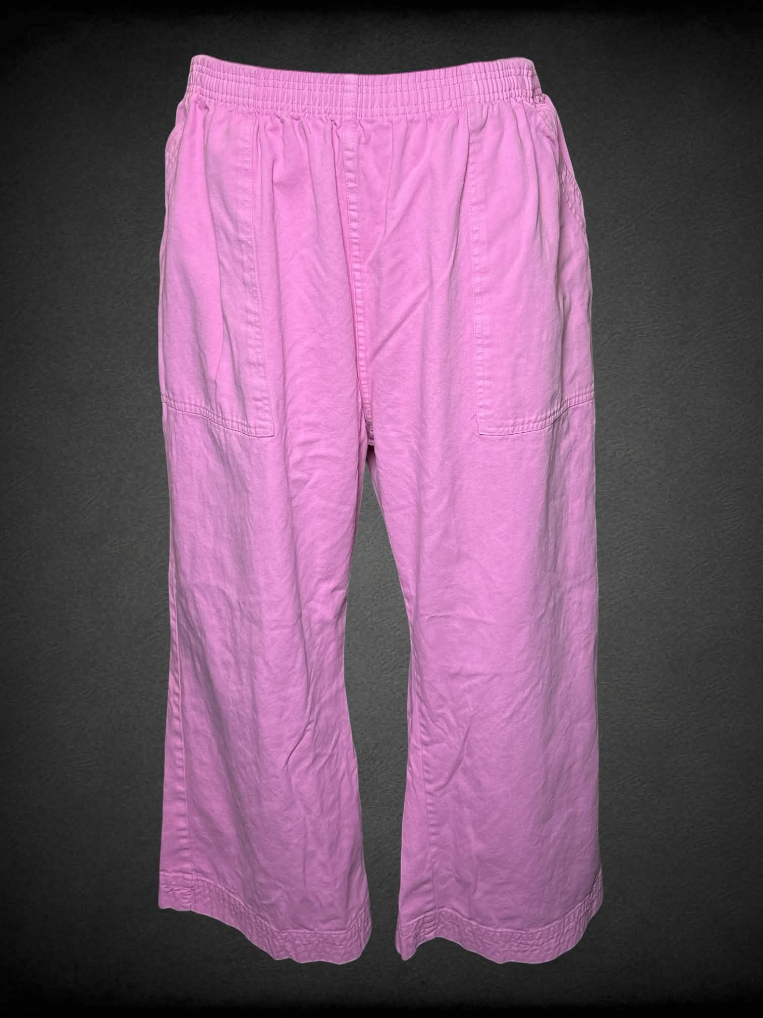 2X Big Bud Press pink pants with big pockets, and stretch waist