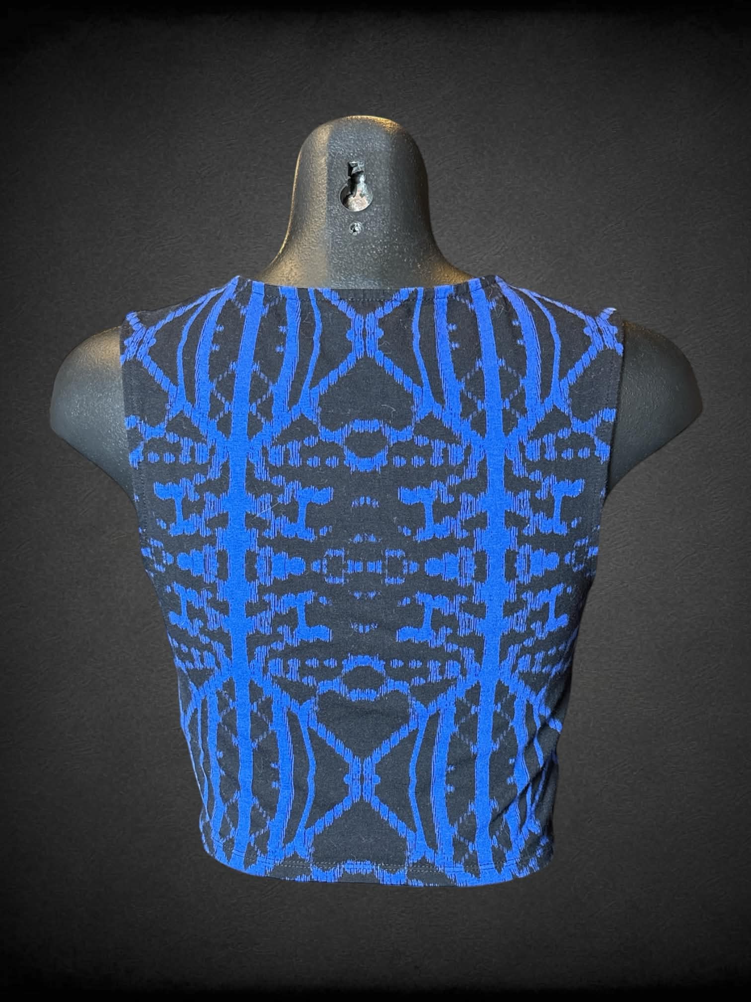 S Express blue & black cropped tank top with abstract pattern