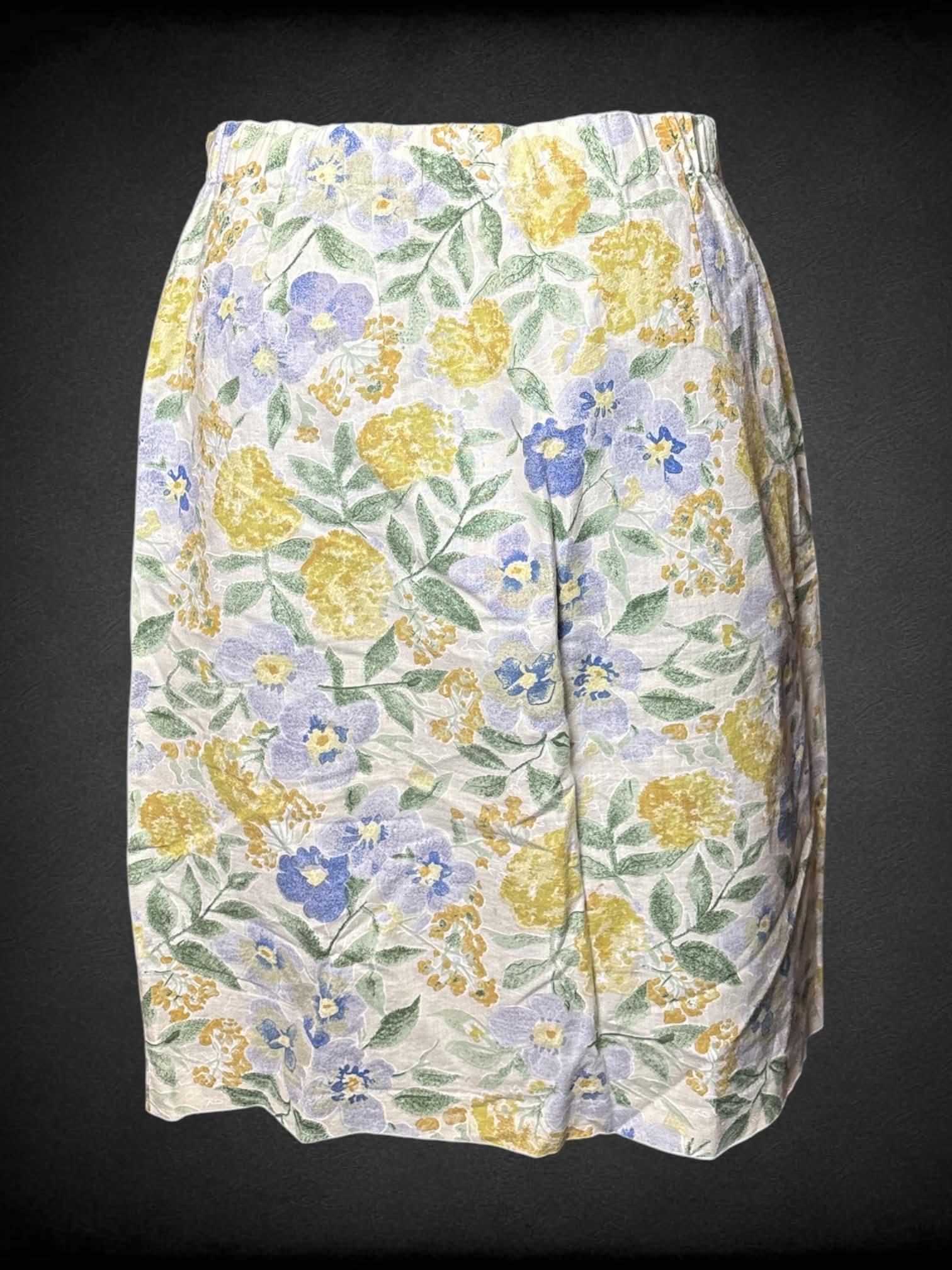 M American Eagle vintage wrap-around yellow skirt with floral pattern, and velcro wrap
