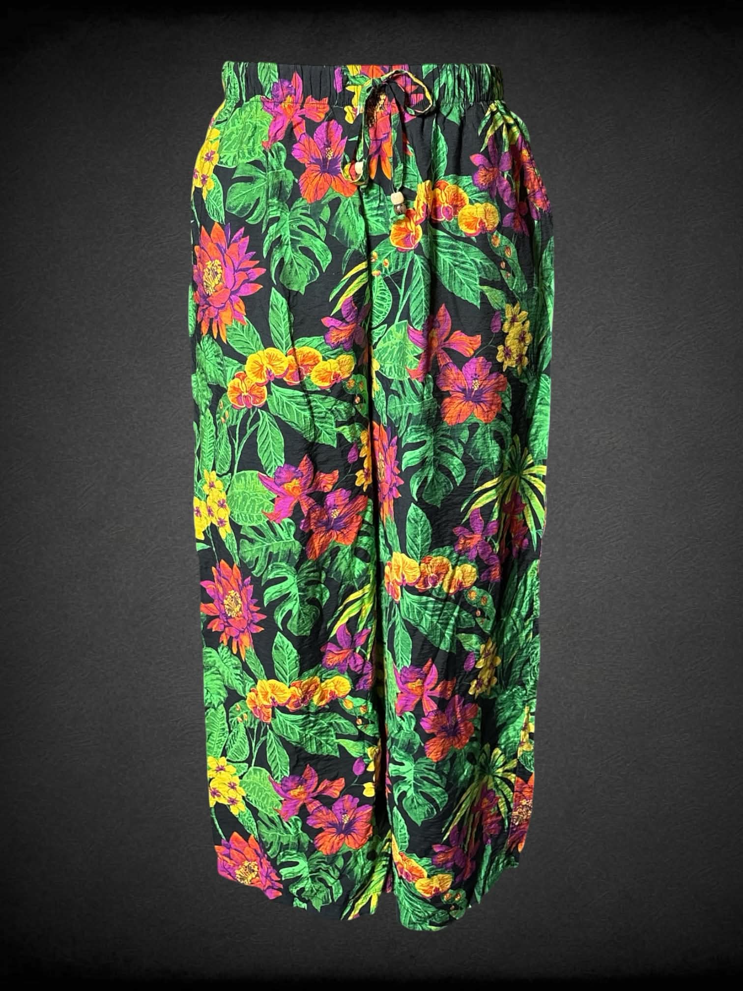 XL Panama Jack flowy green pants with tropical floral pattern, and adjustable stretch waist