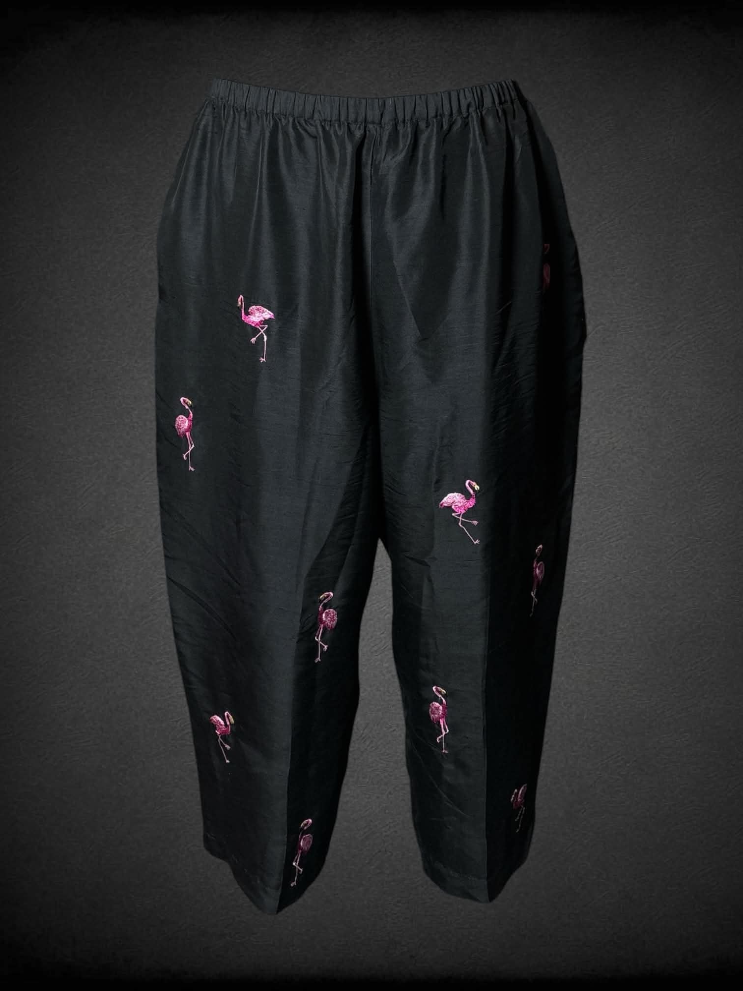1X The Quacker Factory vintage black silk pants with embroidered pink flamingo pattern